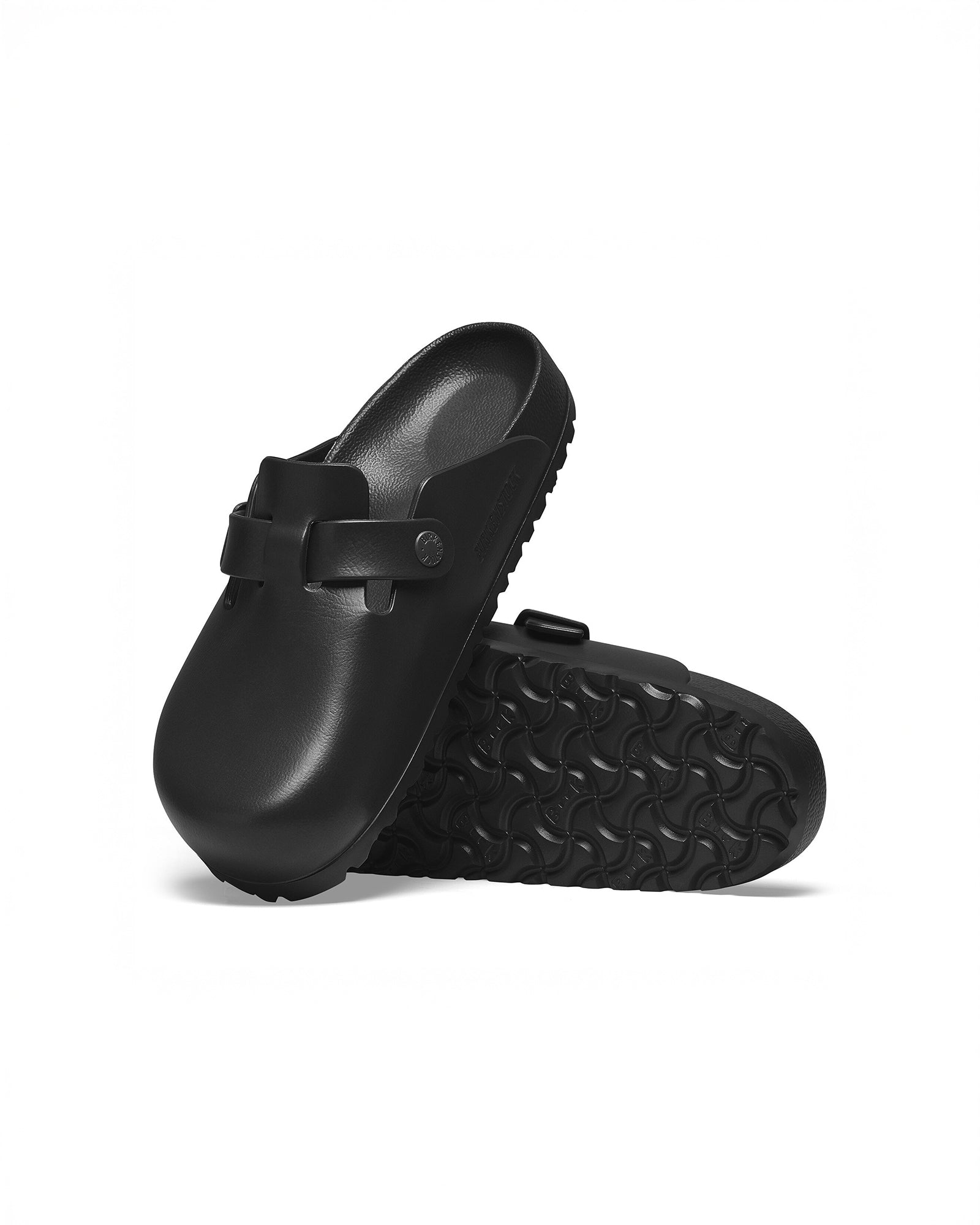 color:black