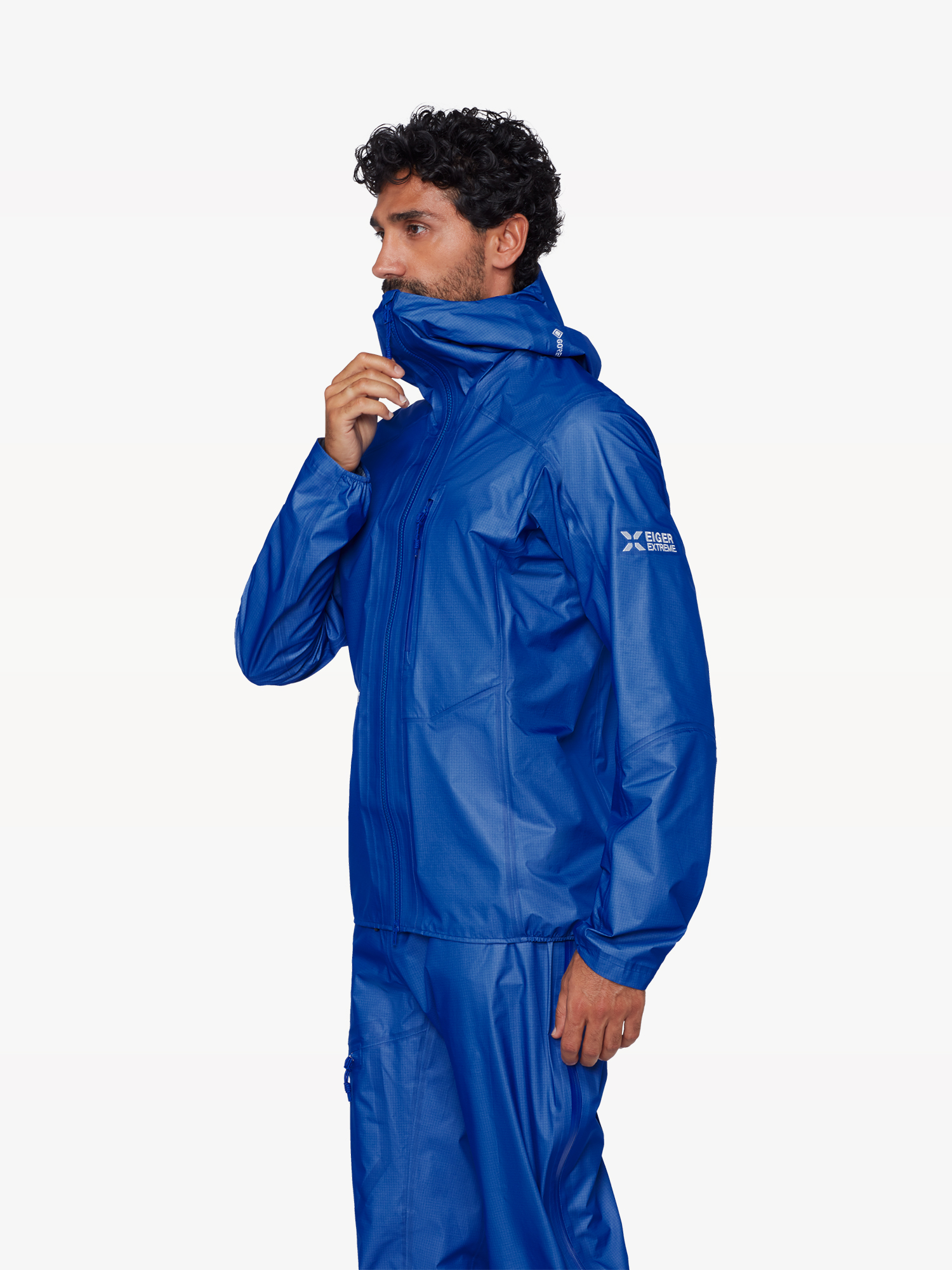 color:eiger blue