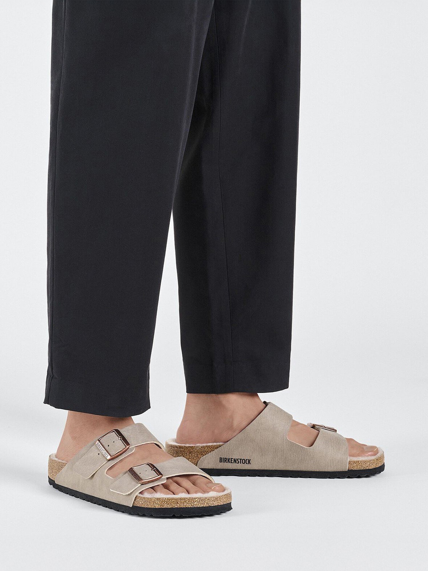 color:desert dust gray taupe