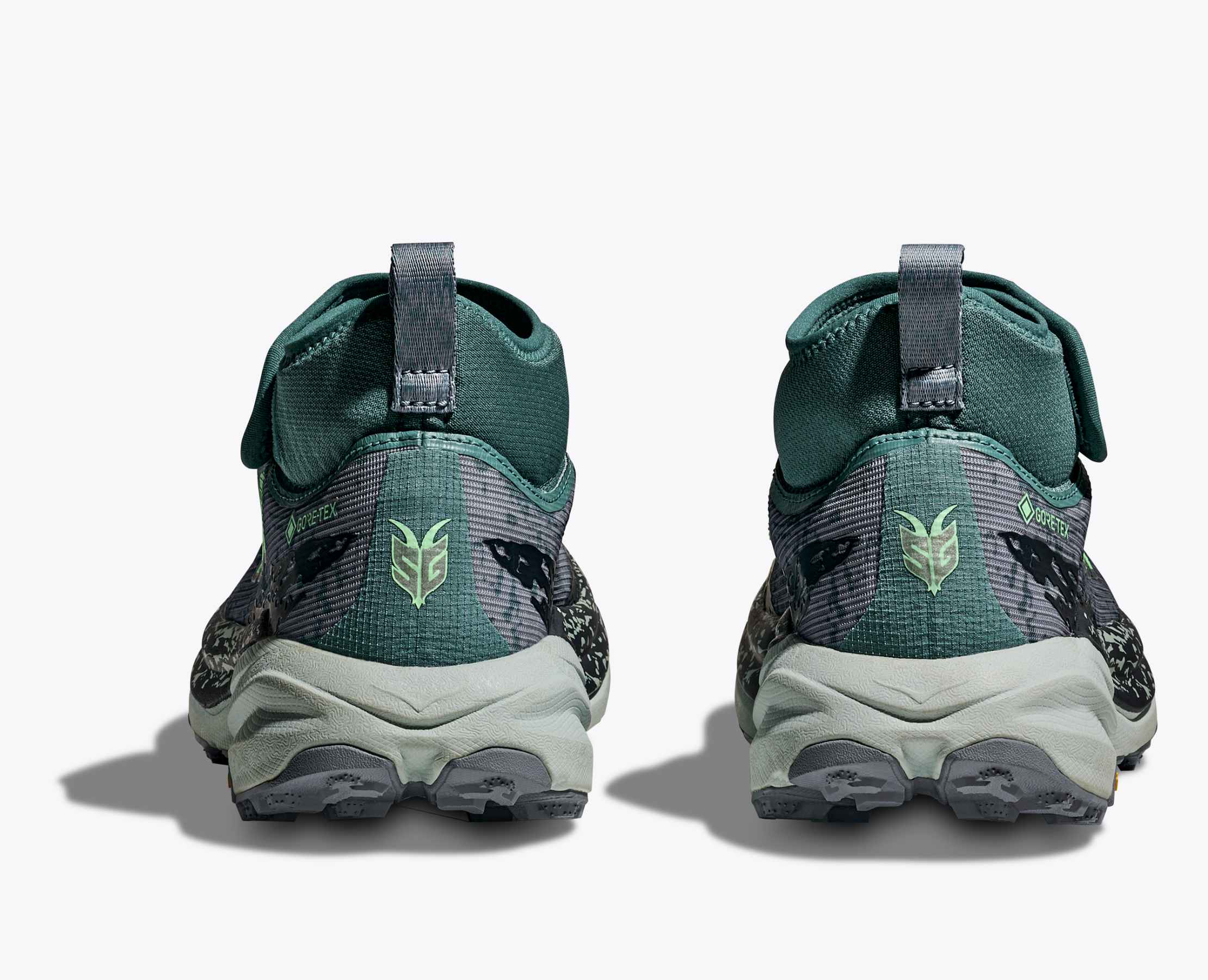 Women's Speedgoat 6 Mid GTX Running Shoes