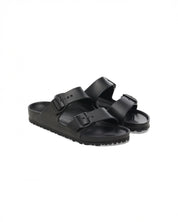 color:black