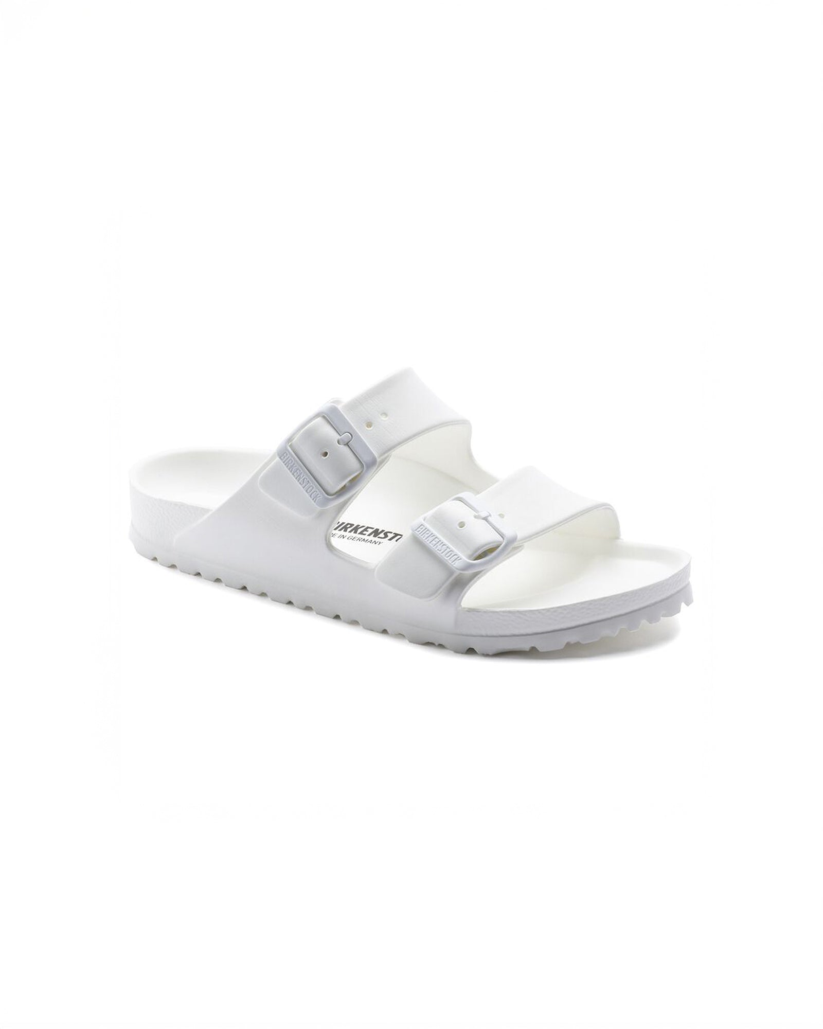 color:white