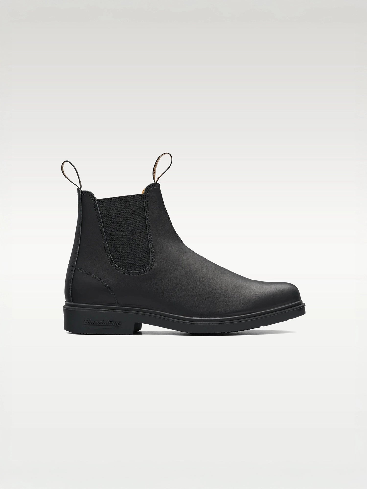 color:black