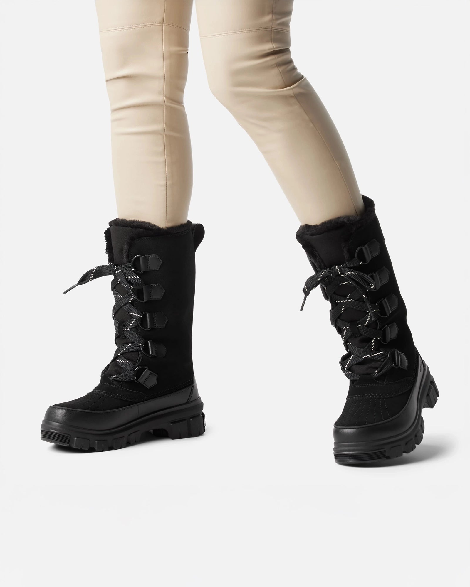 color:black