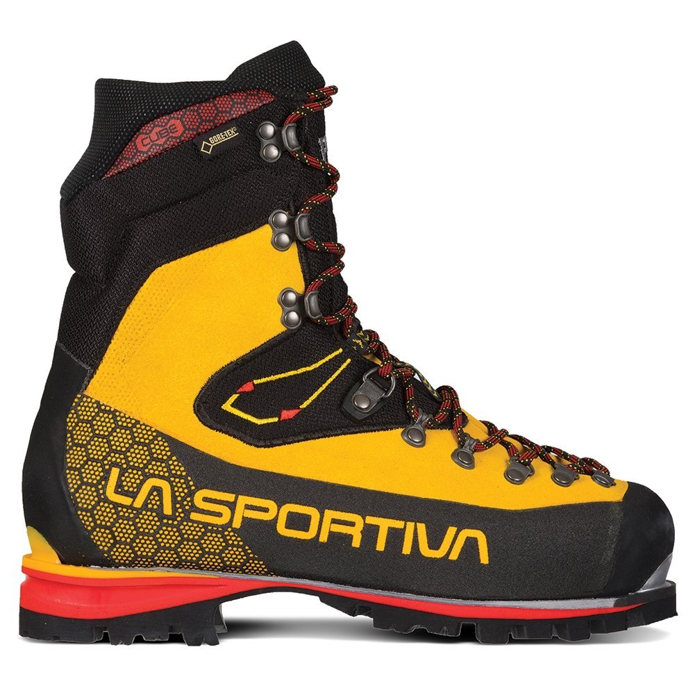La sportiva store trekking boots