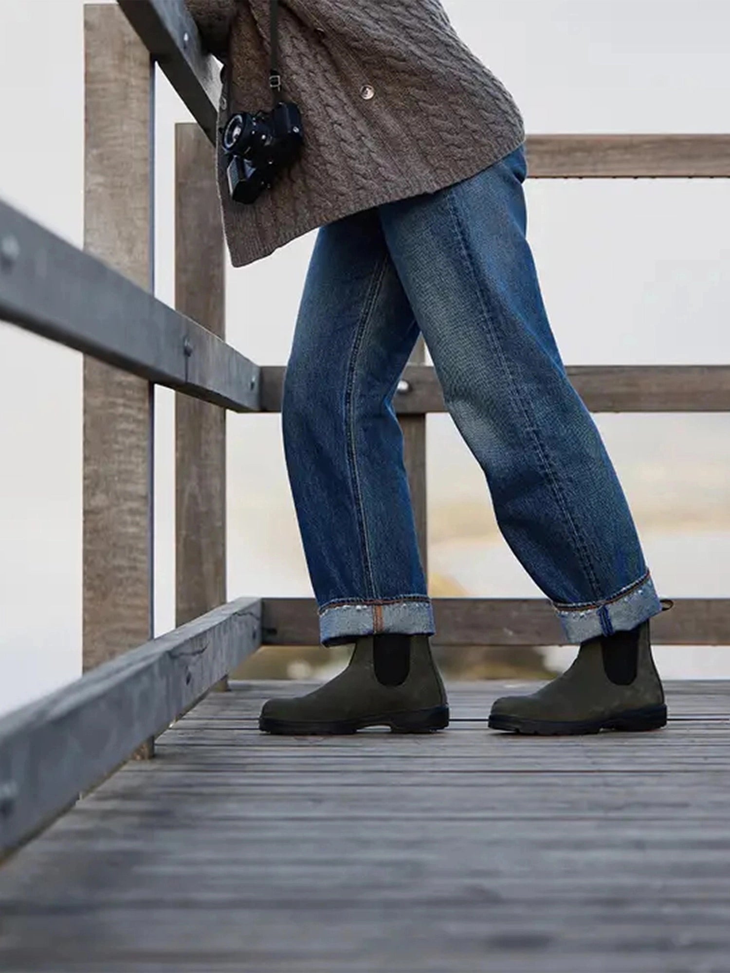 color:forest nubuck