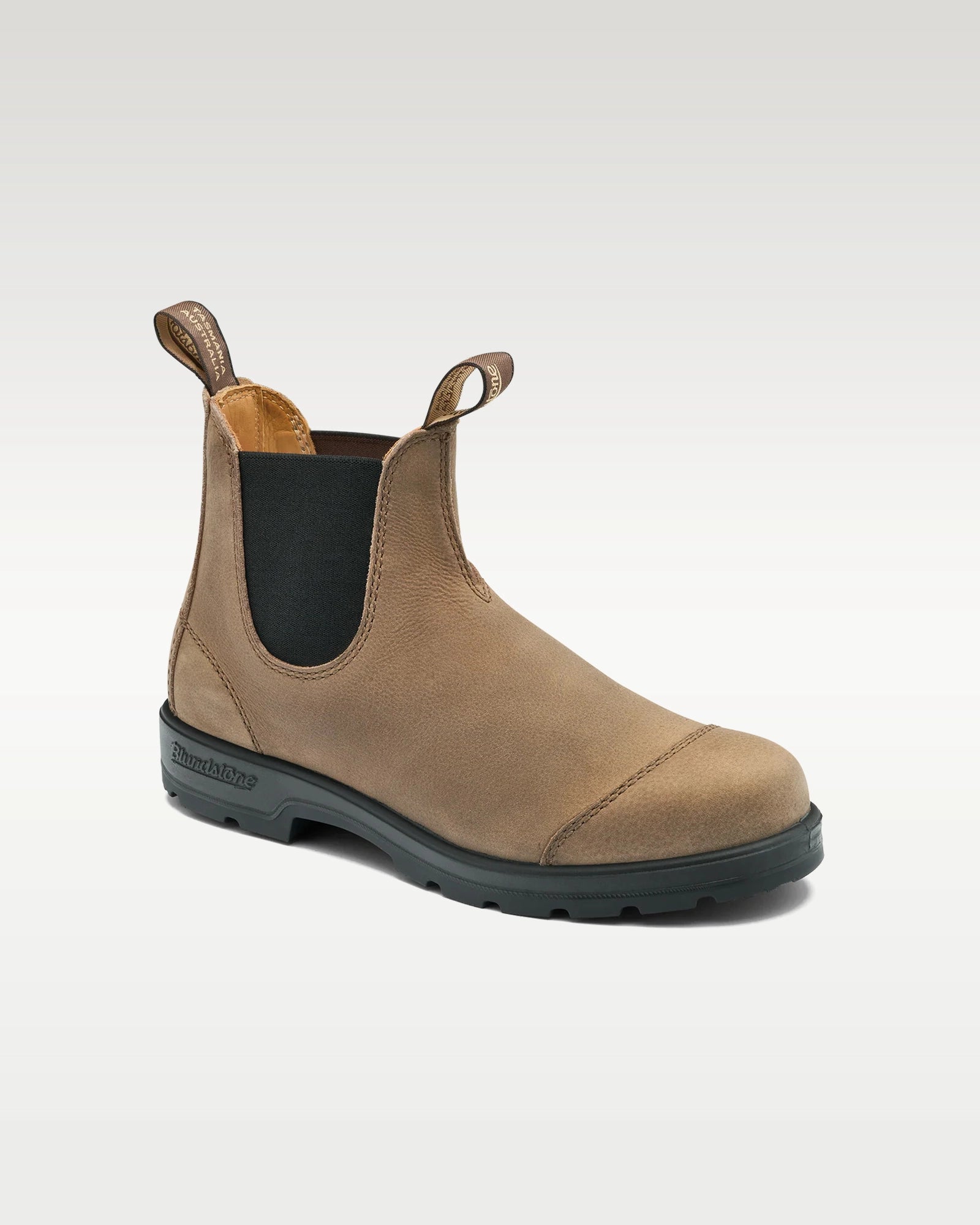 color:sand pebble