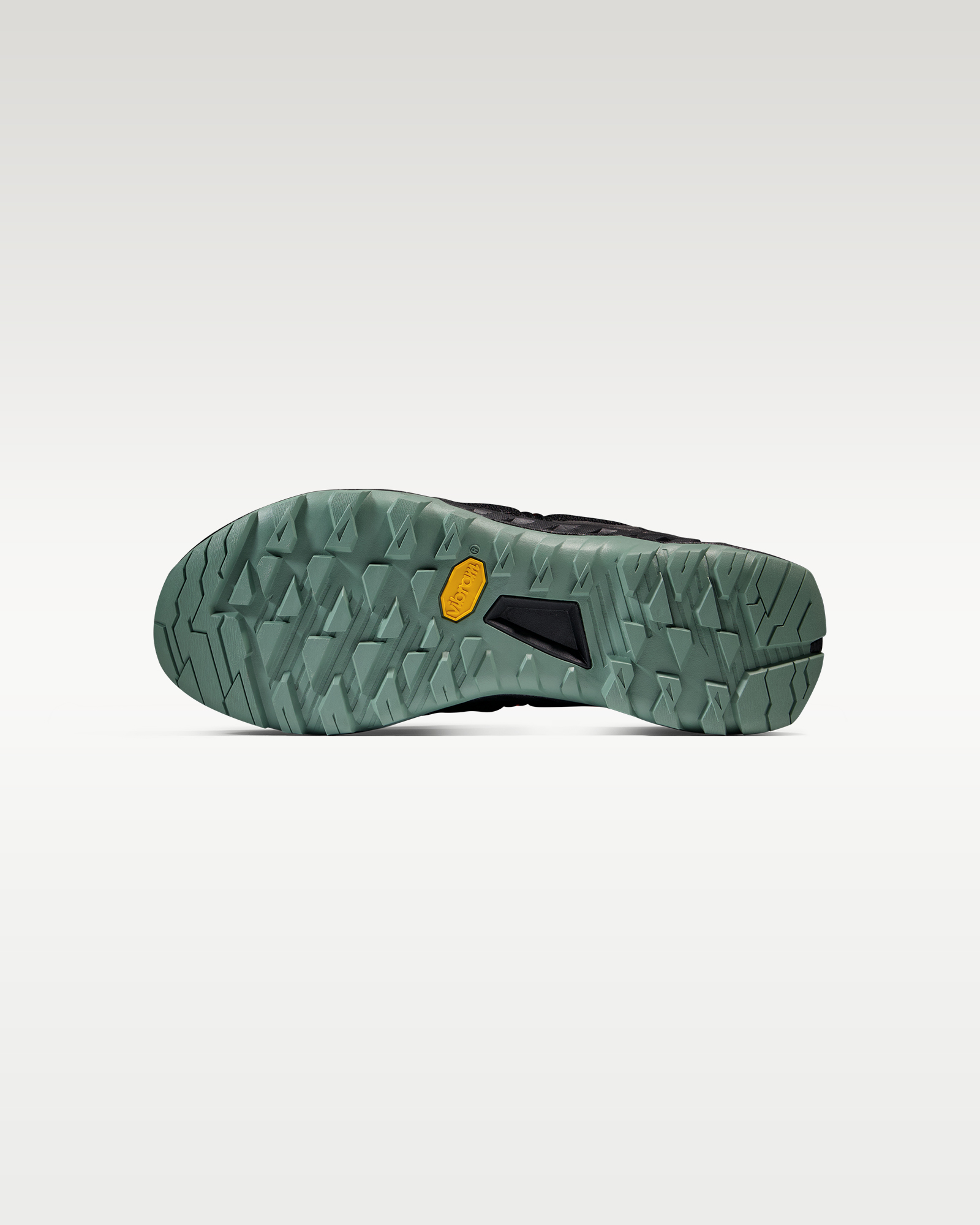 color:black / jade