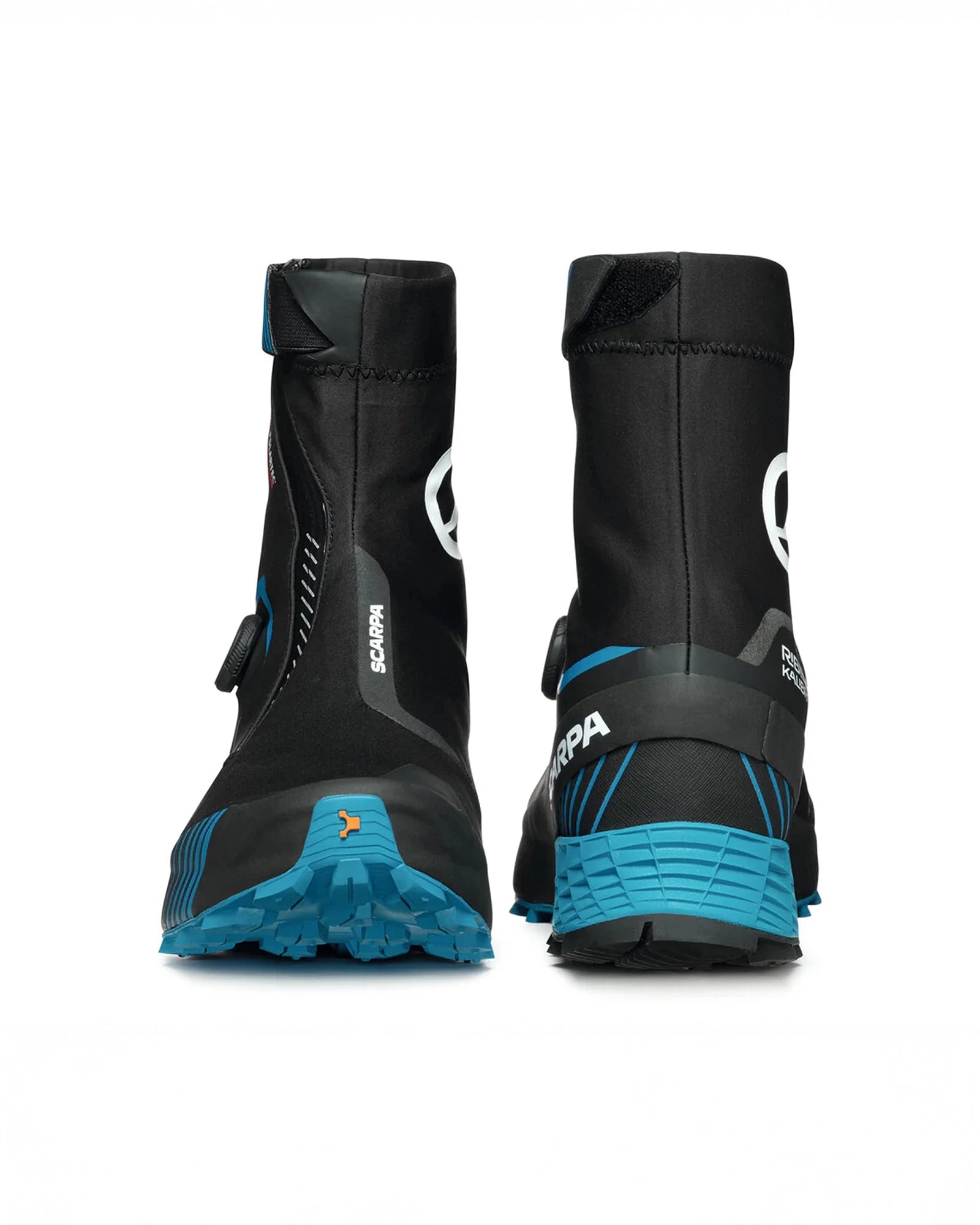color:black / azure