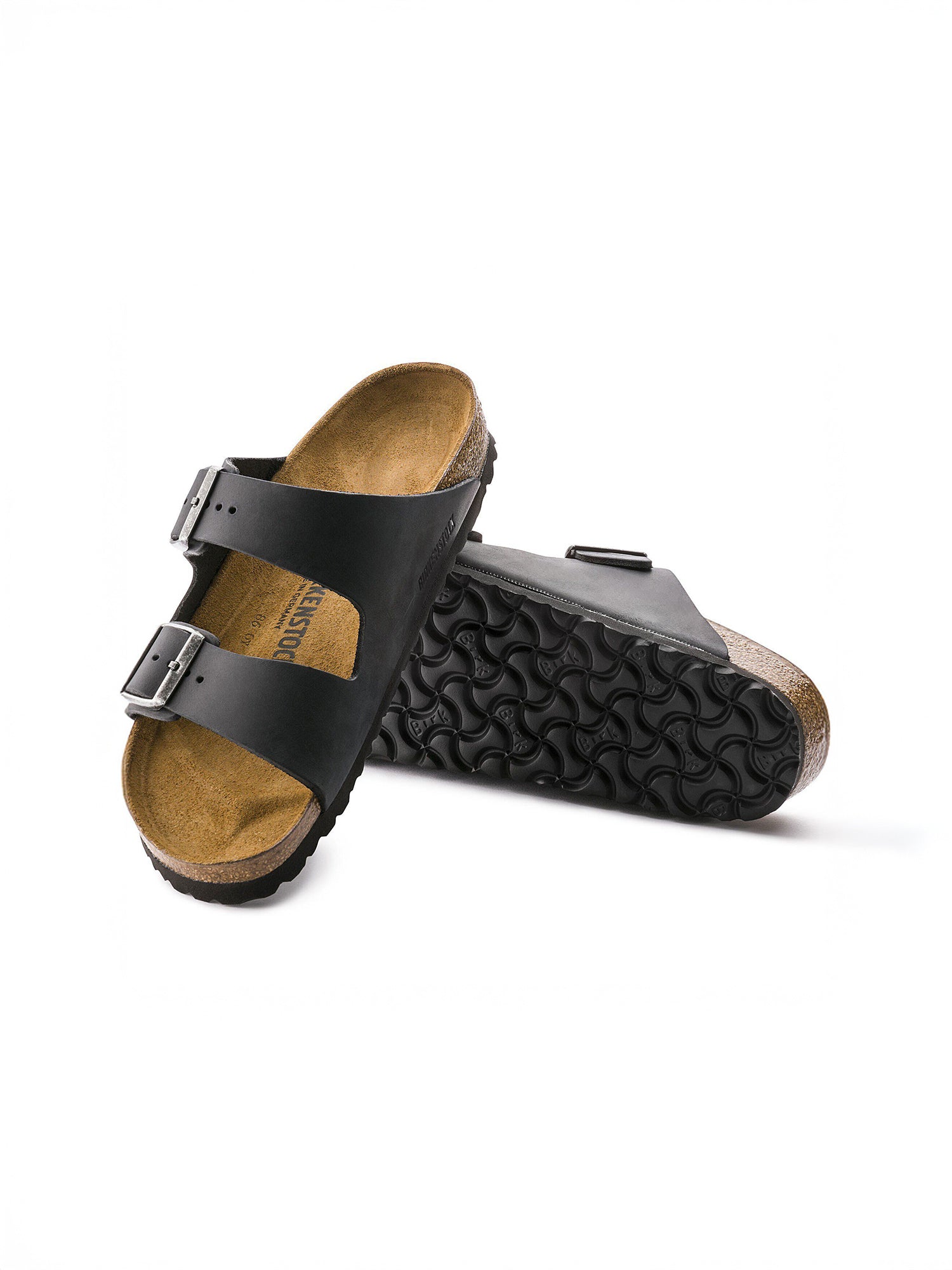 color:black