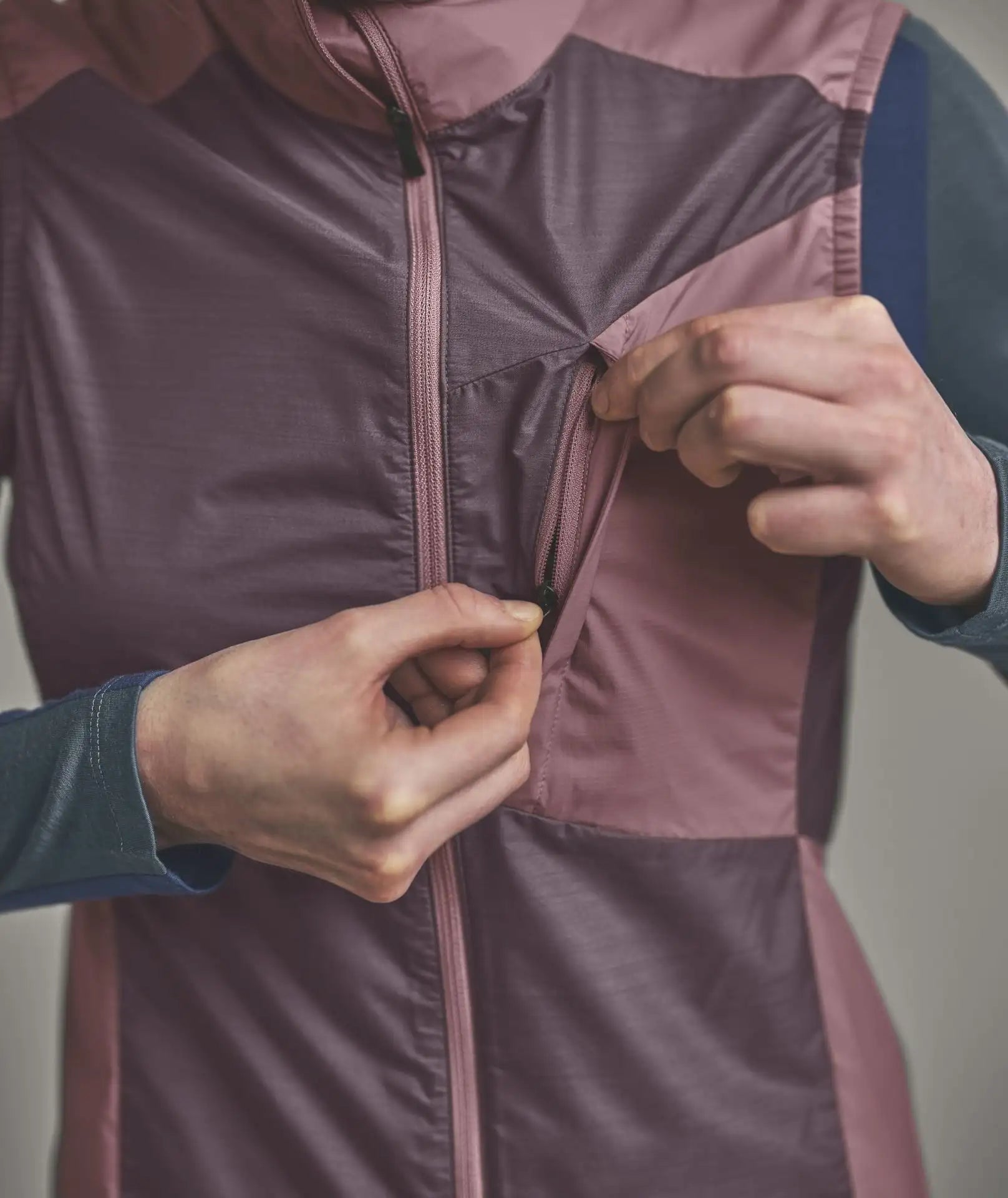 Women's Trace Windbreaker Vest