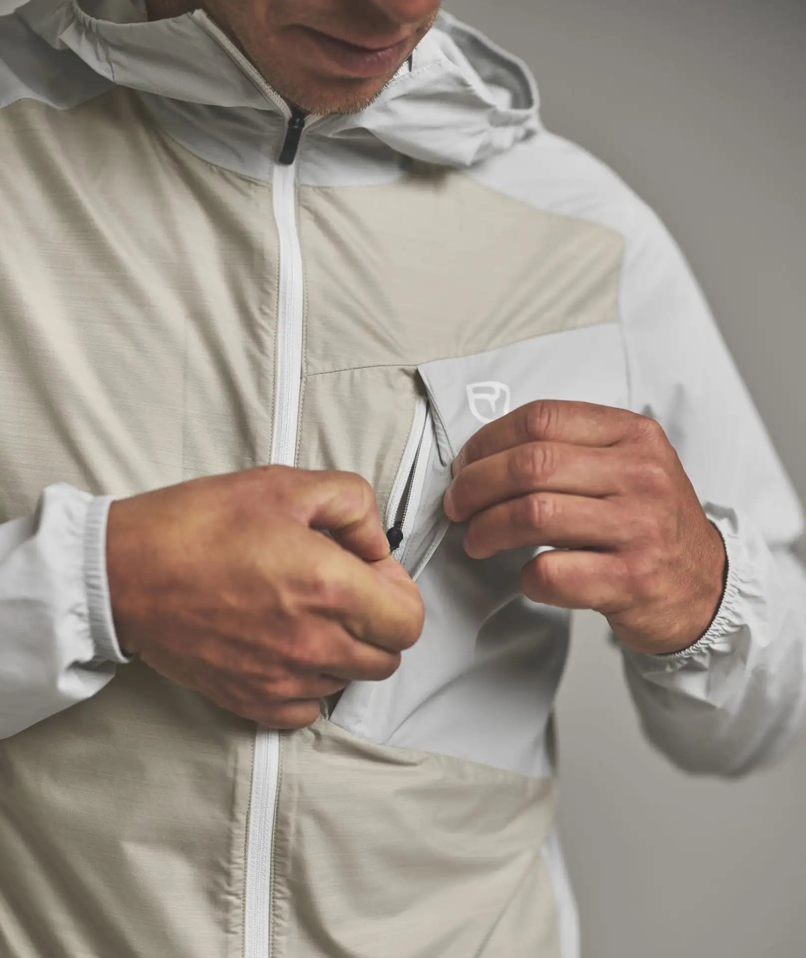 Men's Trace Windbreaker Jacket