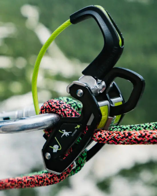 Giga Jul Belay Device