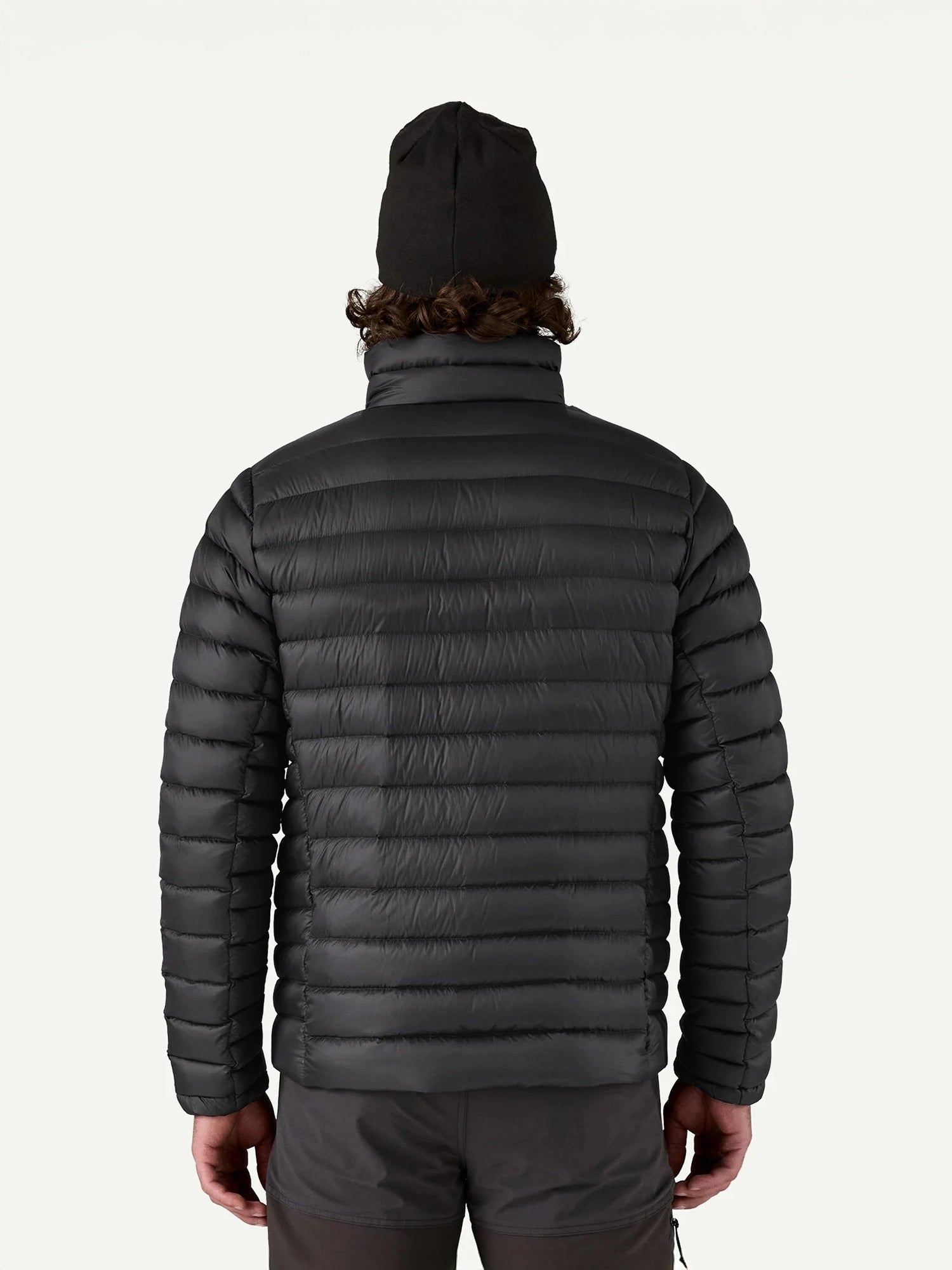 color:black