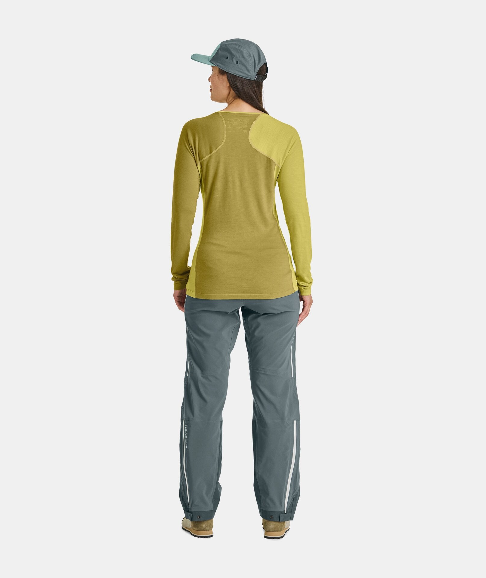 Women's 120 Cool Tec Fast Upward Long Sleeve Shirt