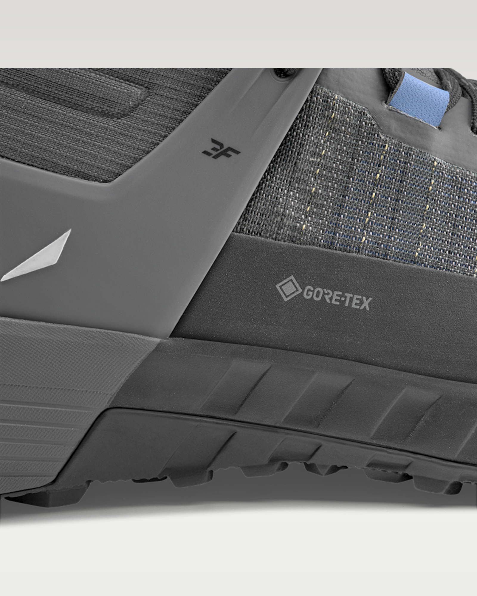 color:onix / quiet shade