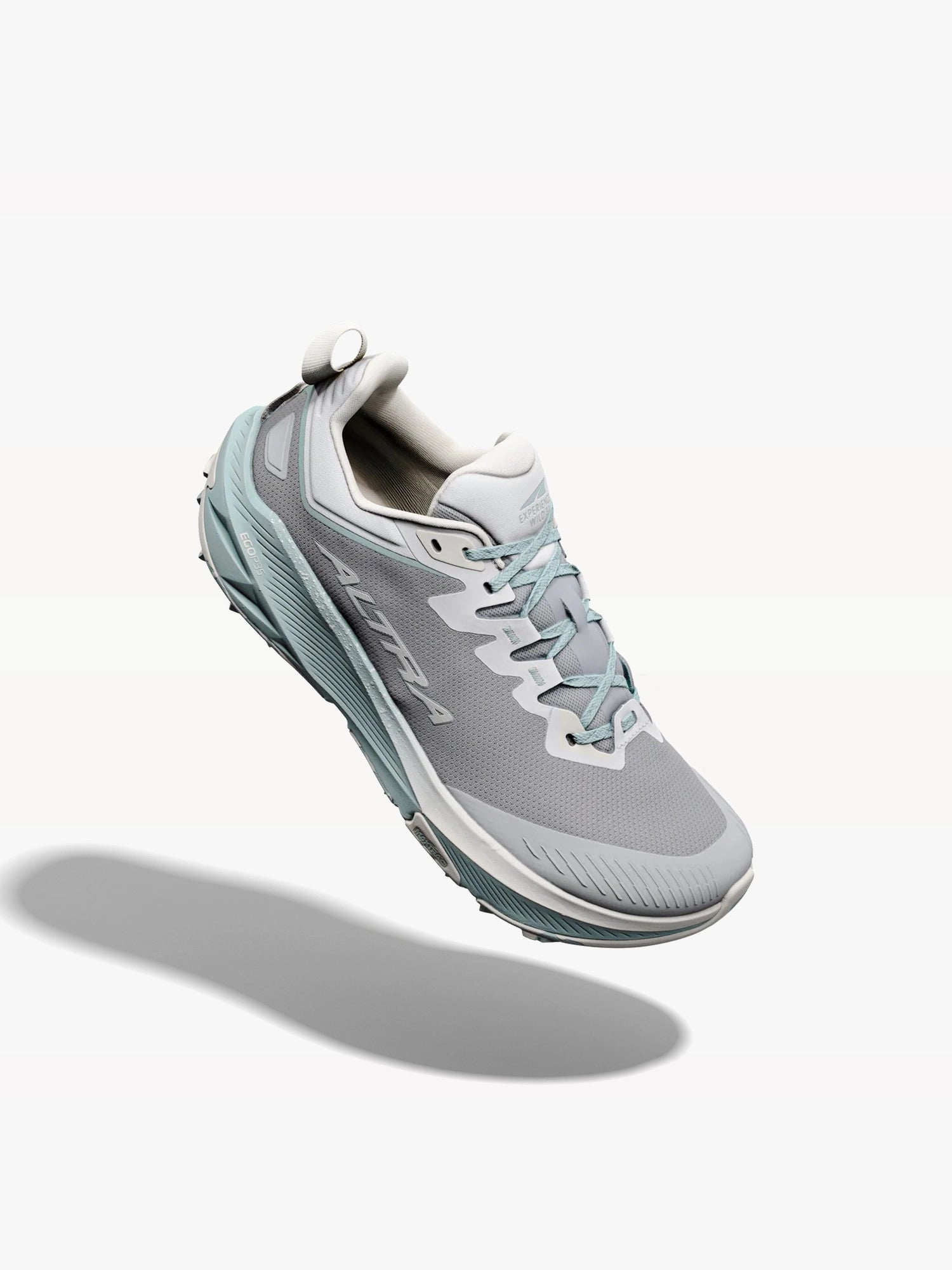 color:ultimate grey / bone white
