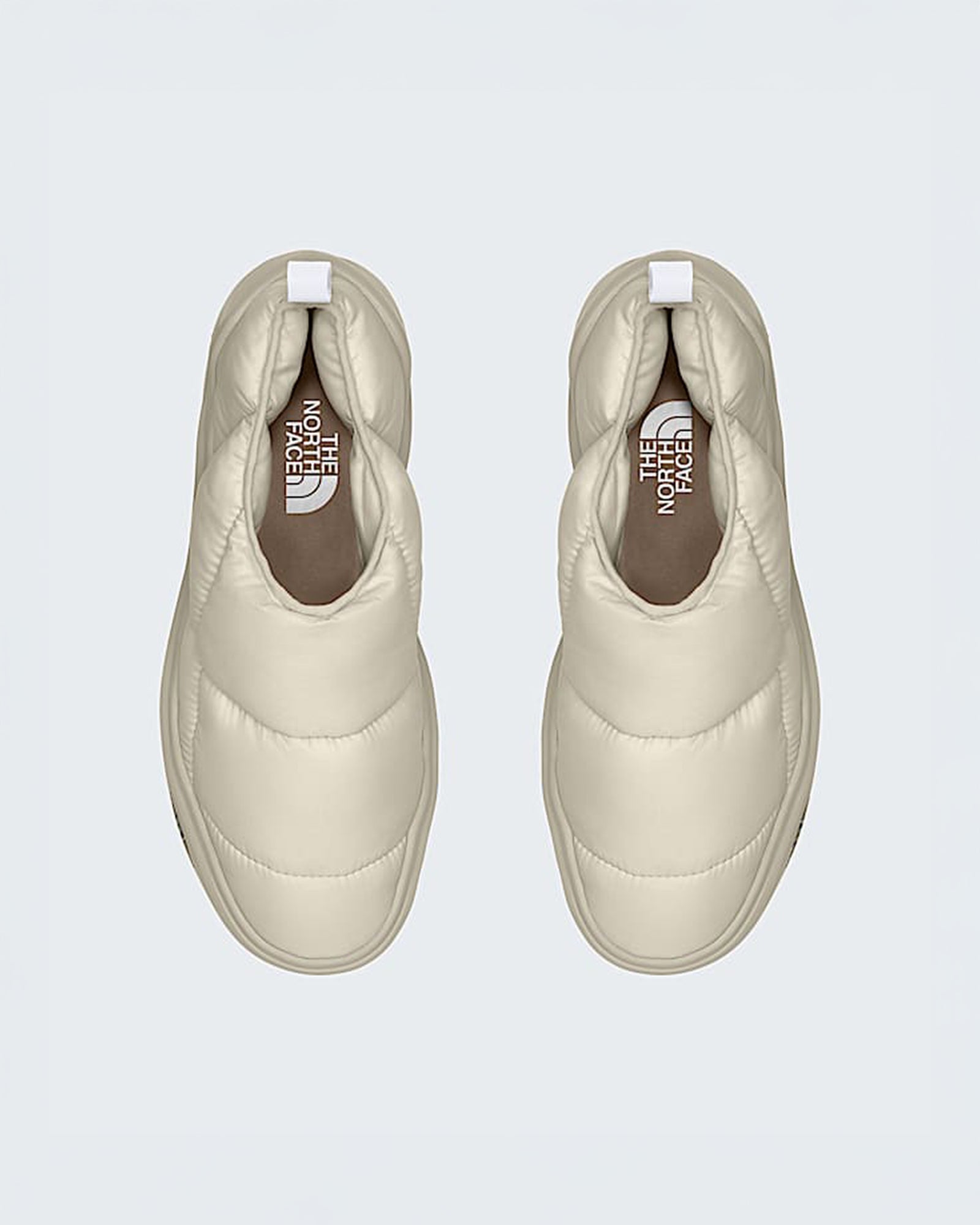 color:calacatta