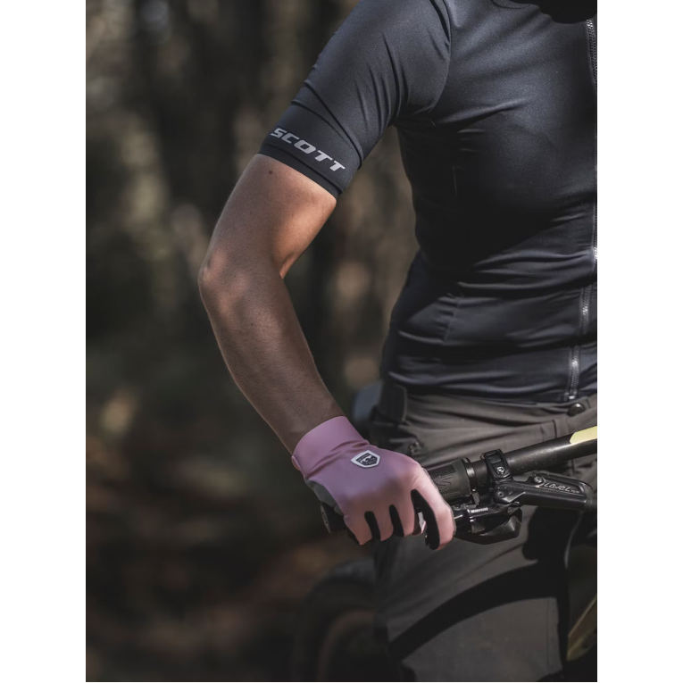 Ventair Long 5-Finger Gloves
