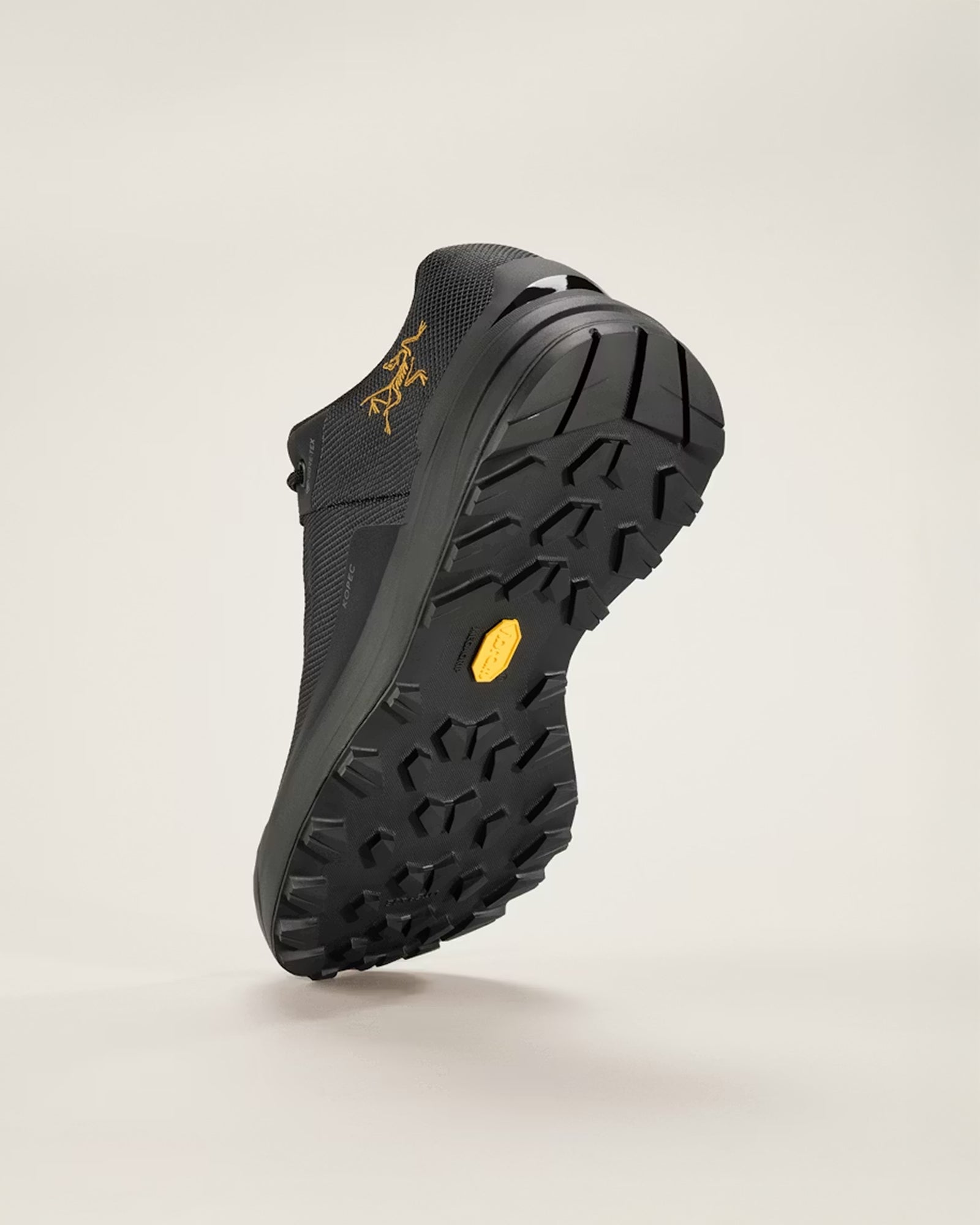 color:black / yukon