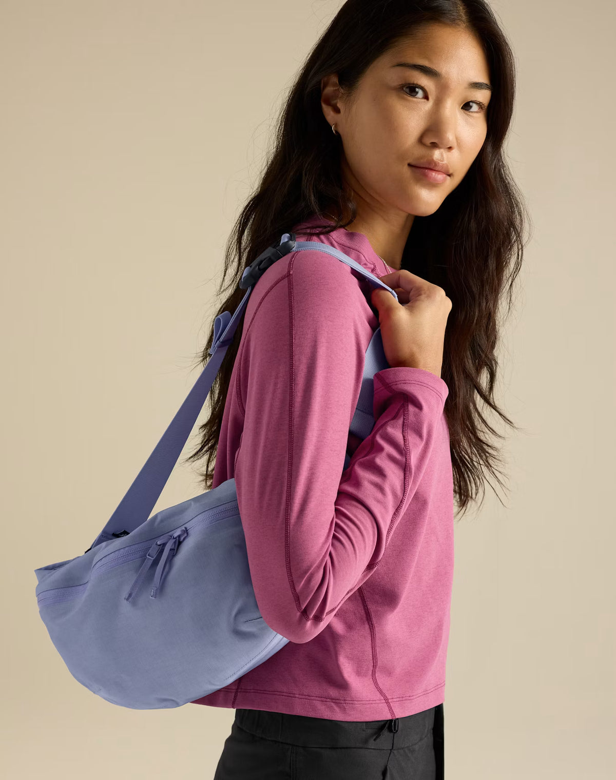 Axios 4 Crossbody