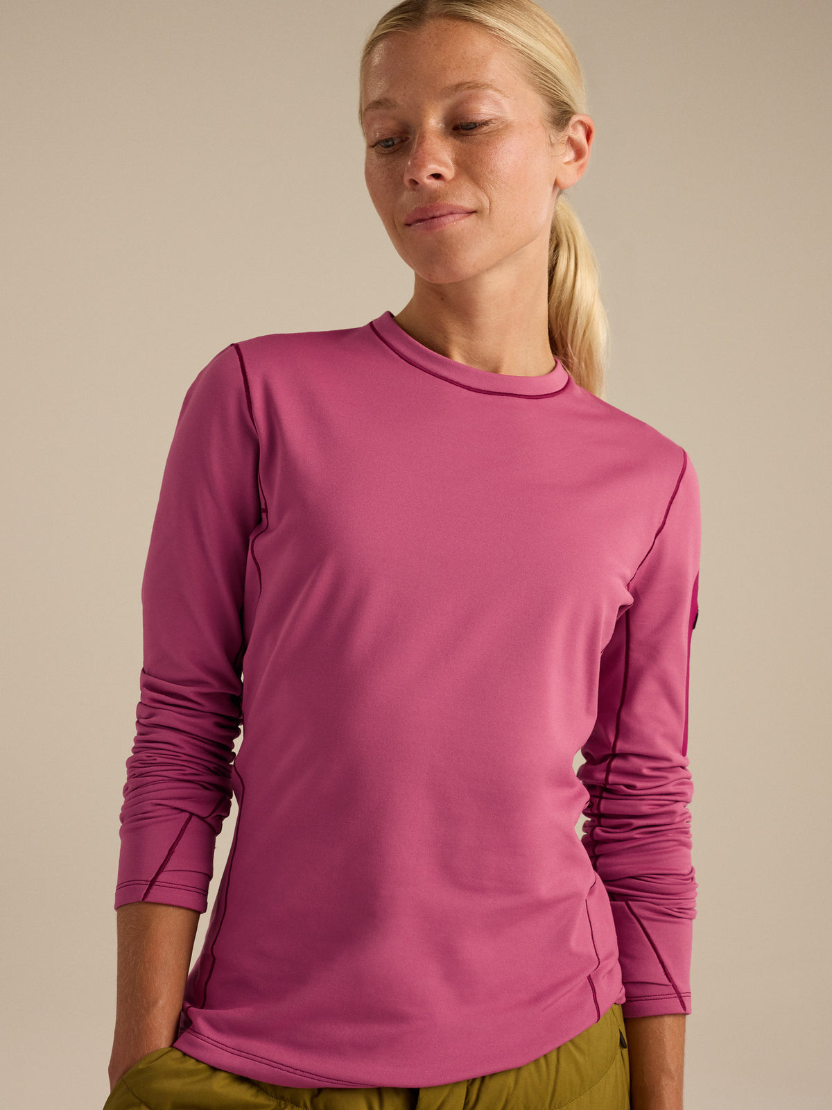 Women’s Rho Crew Neck LS product image