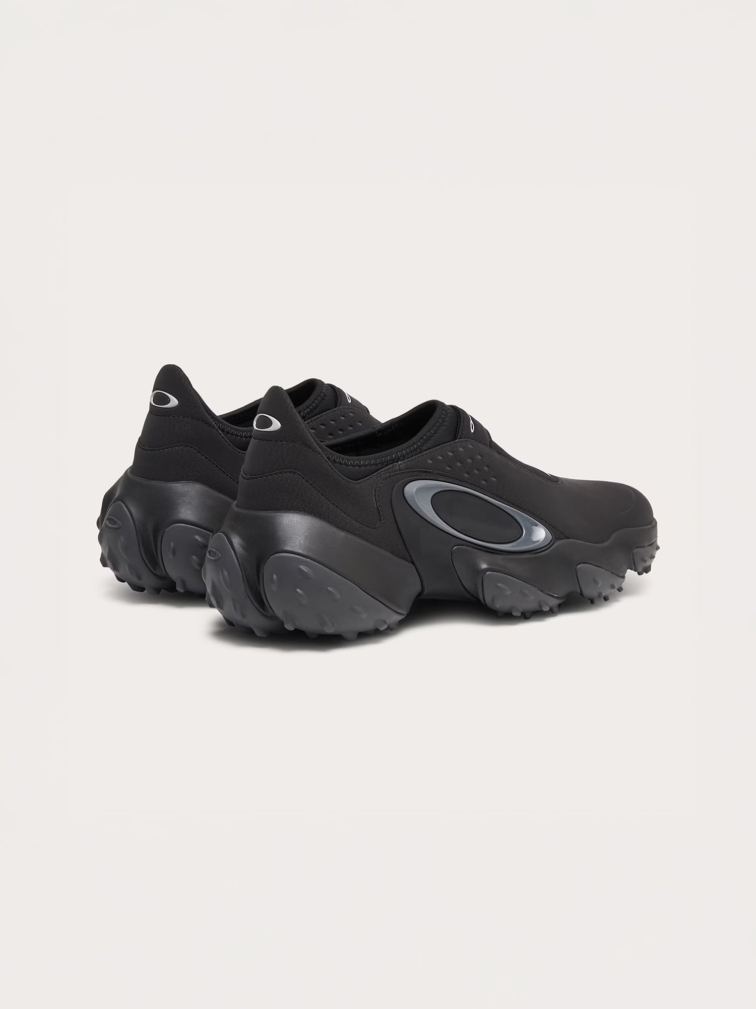 color:blackout