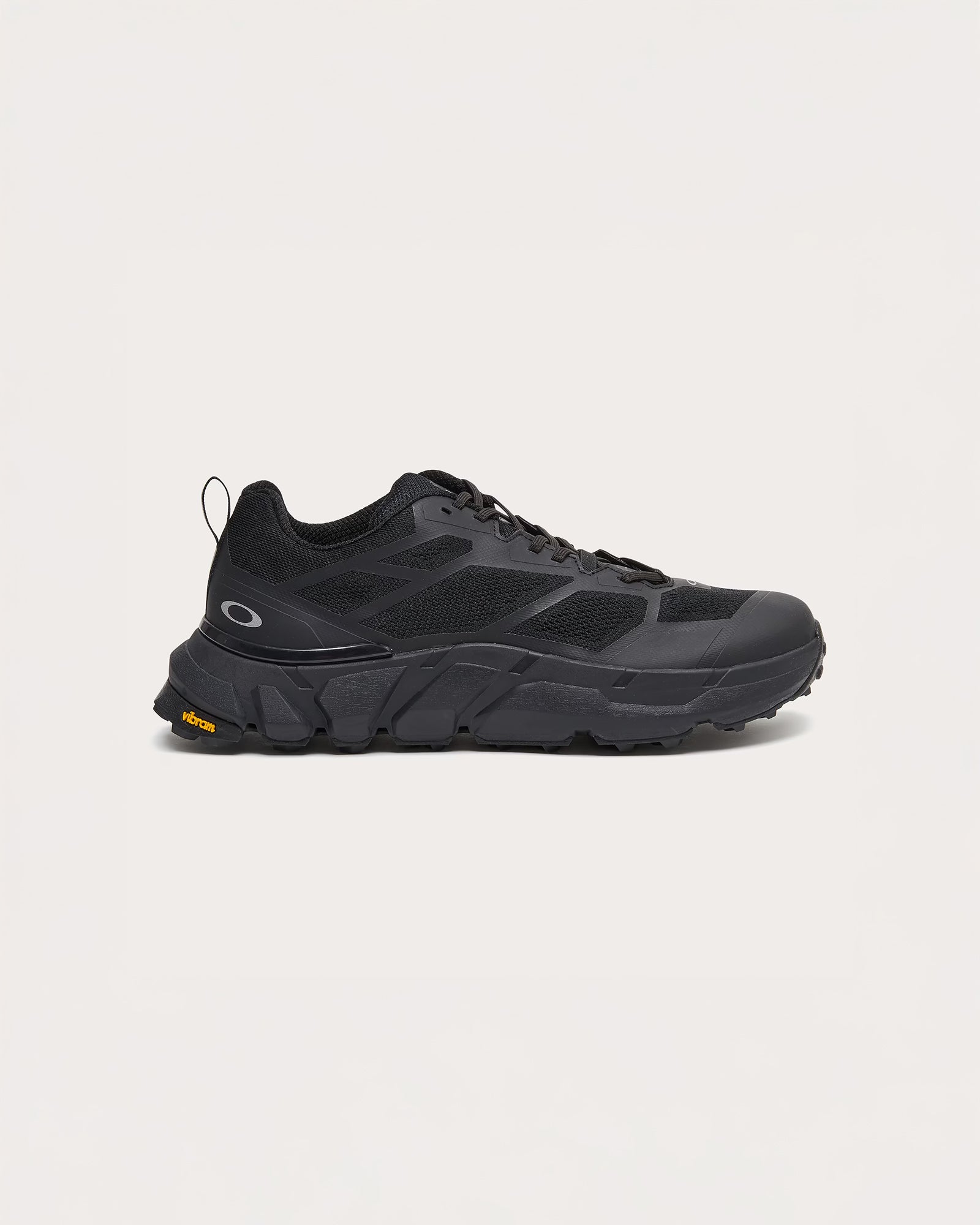 color:triple black