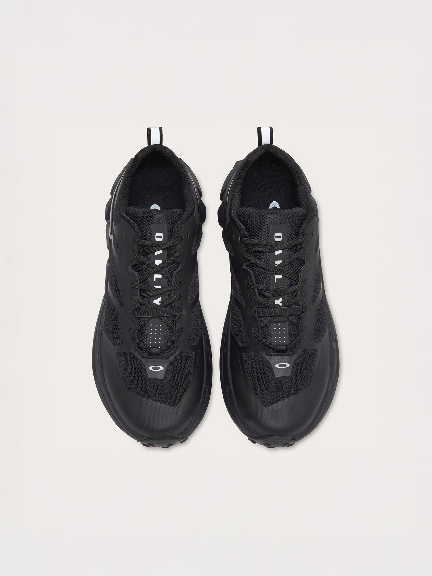 color:triple black