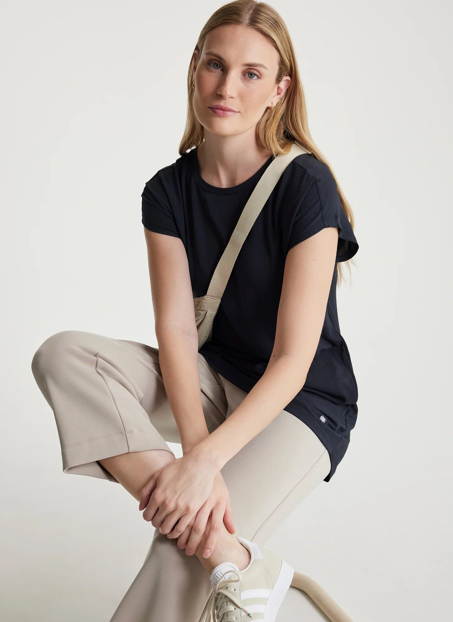Women's Vero Capri Pants