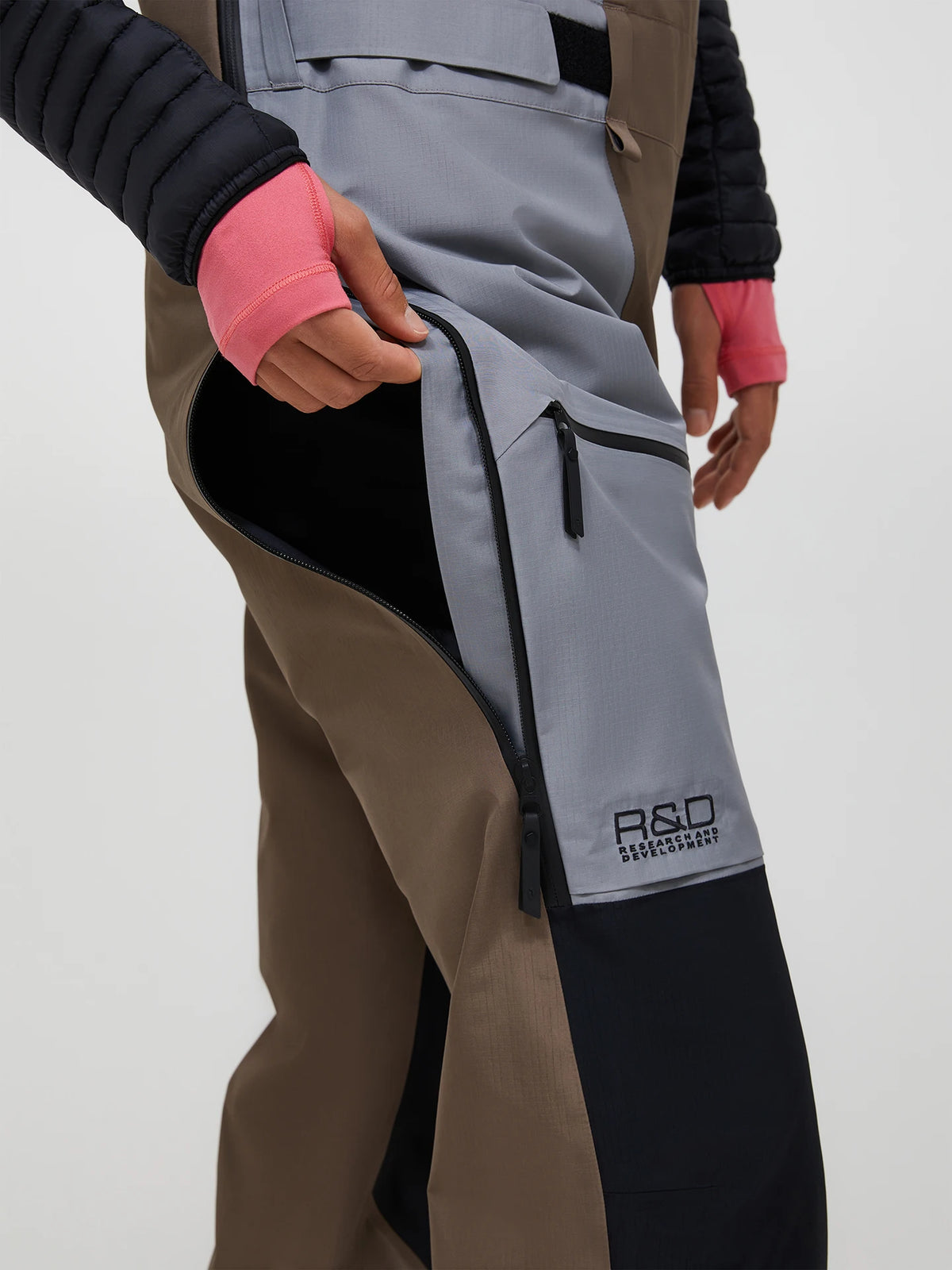 Women’s Vertical GORE-TEX Pro 3L Shell Bib Pants product image