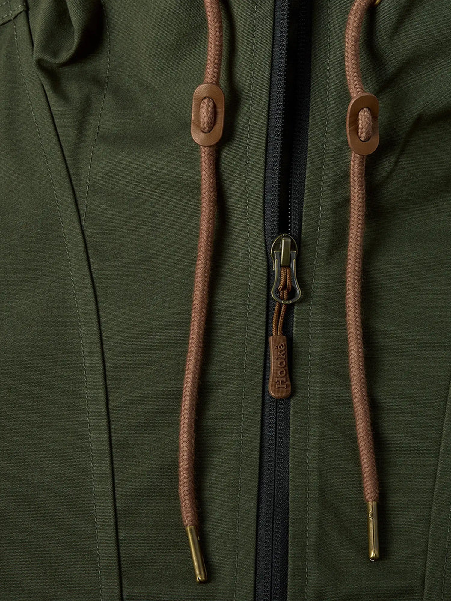 color:dark green & black