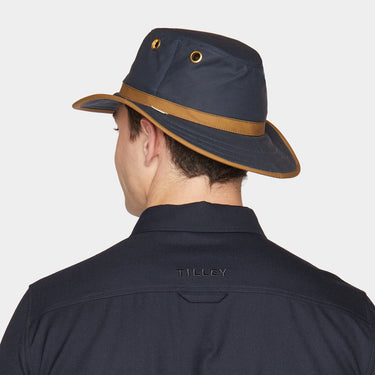 Tilley outback top