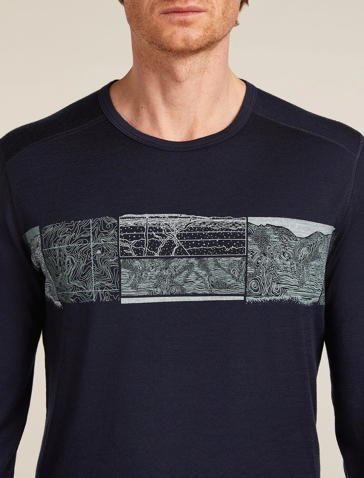 Men's Merino 200 Oasis Long Sleeve Crewe Thermal Top Elevation Line