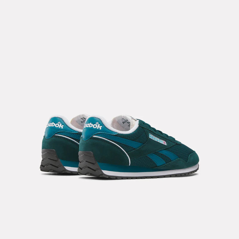 Women's Classic AZ Shoes