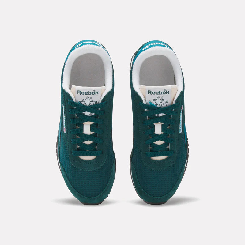 Women's Classic AZ Shoes