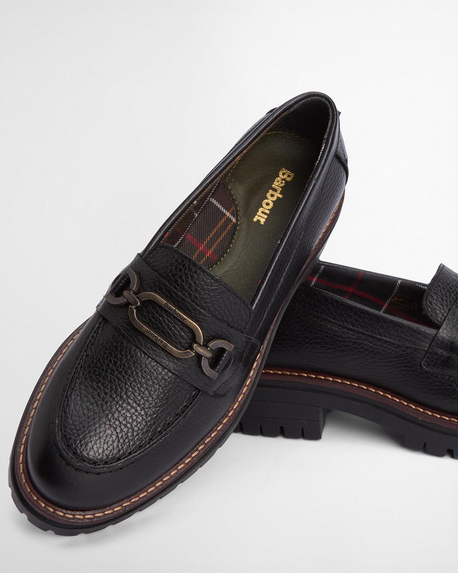 color:classic black