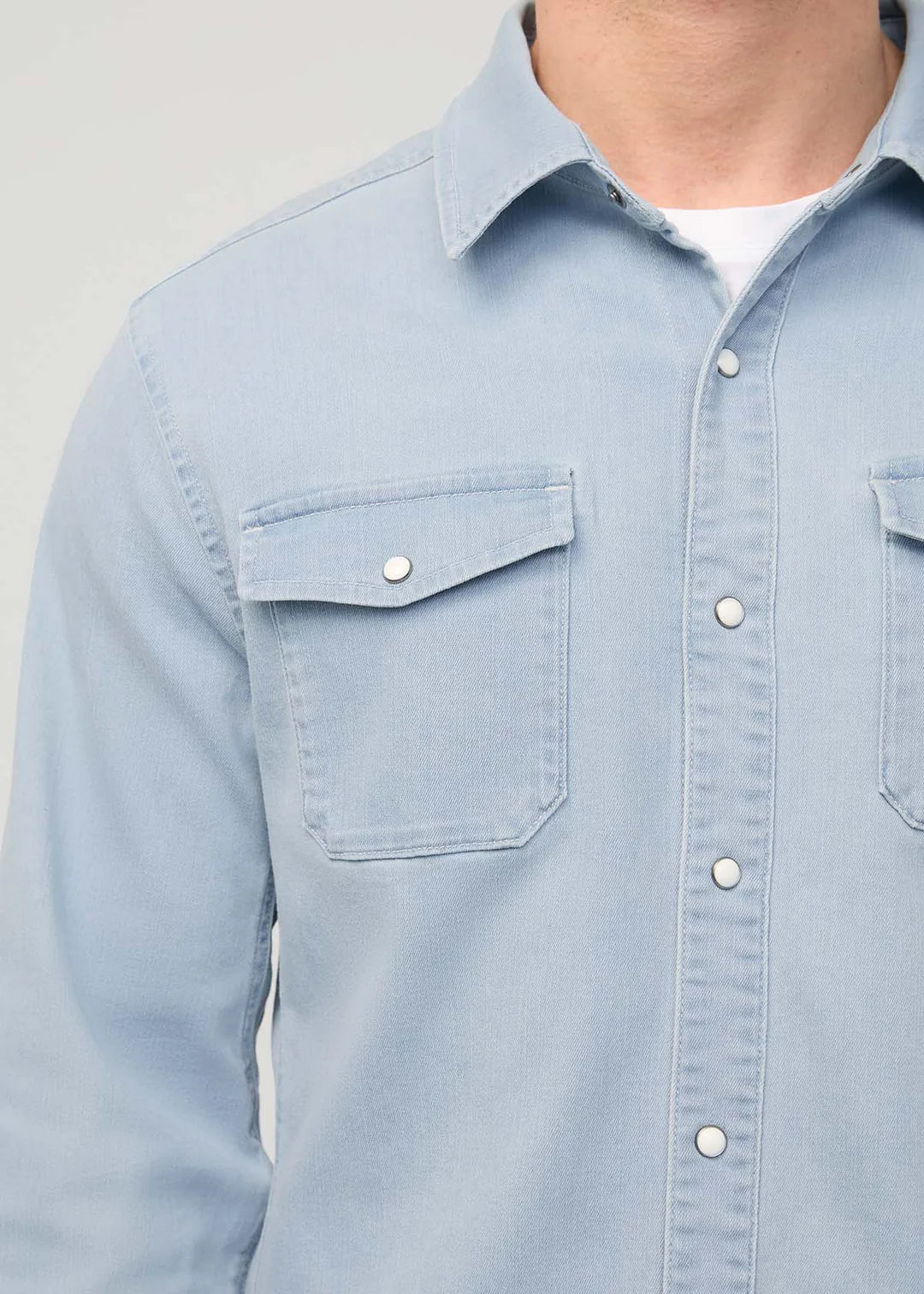 Men's Performance Denim Lite Two-Pocket Shirt
