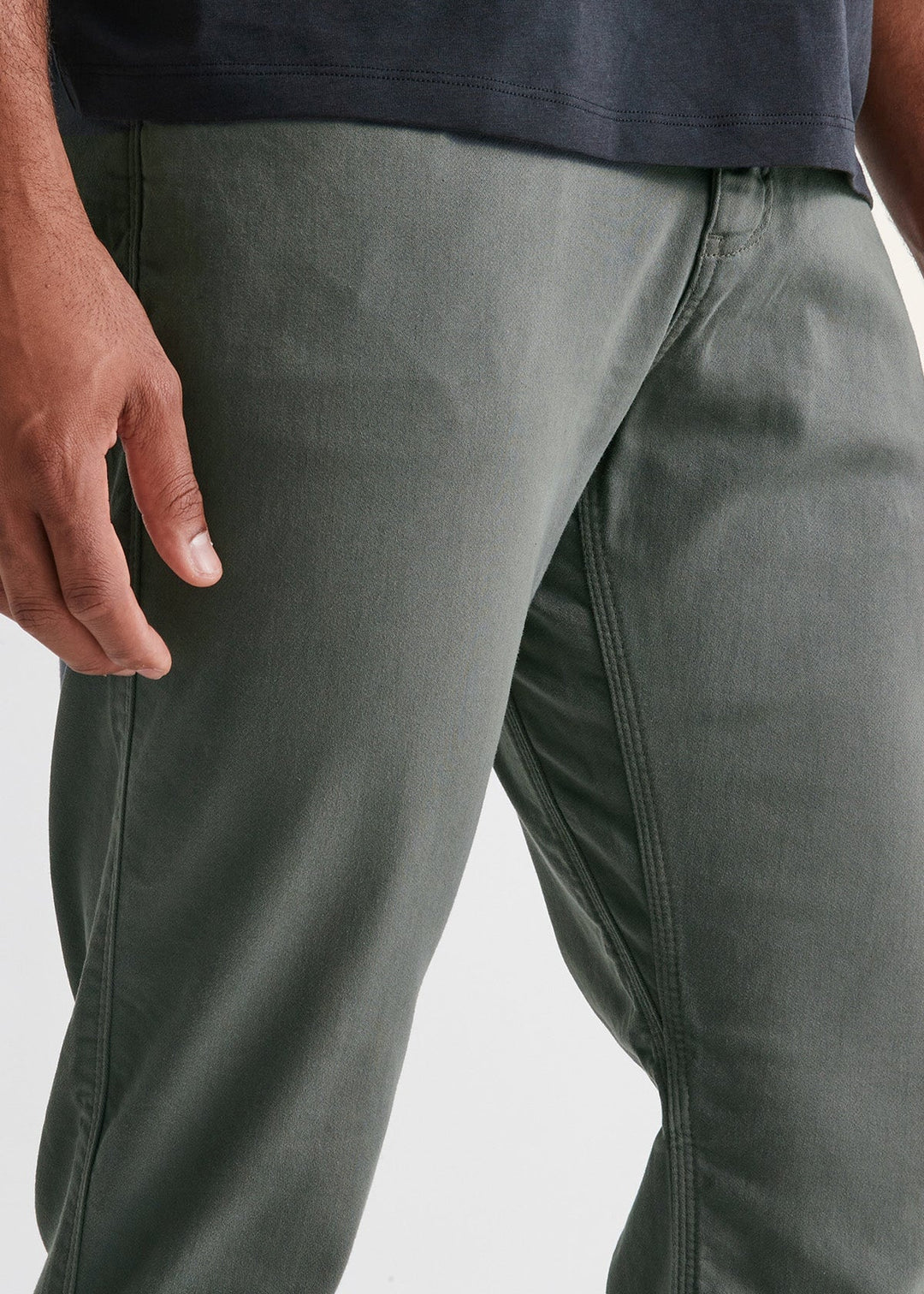 Men's No Sweat Athletic Taper Pant