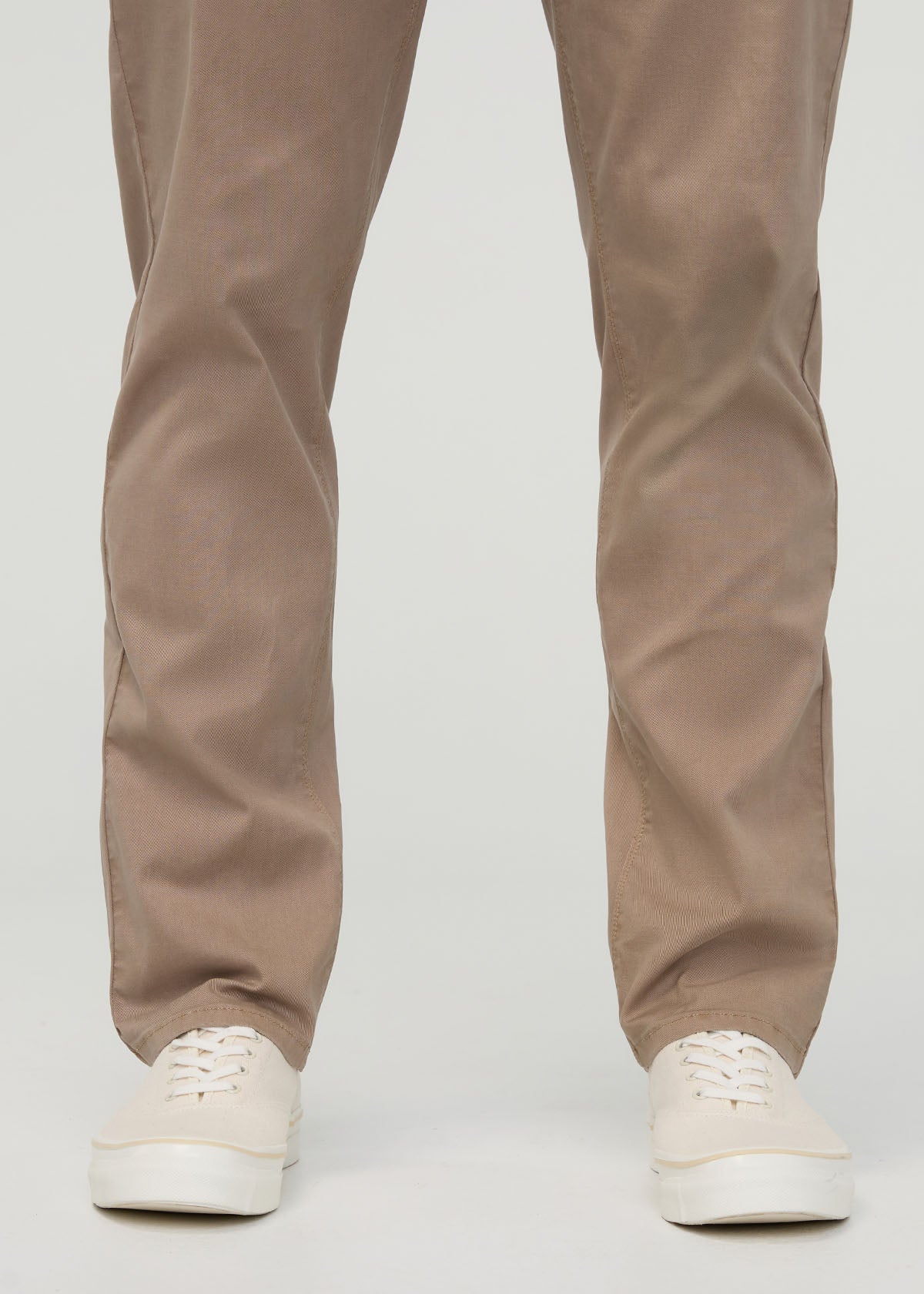Men's Live Lite Athletic Taper Chino Pant