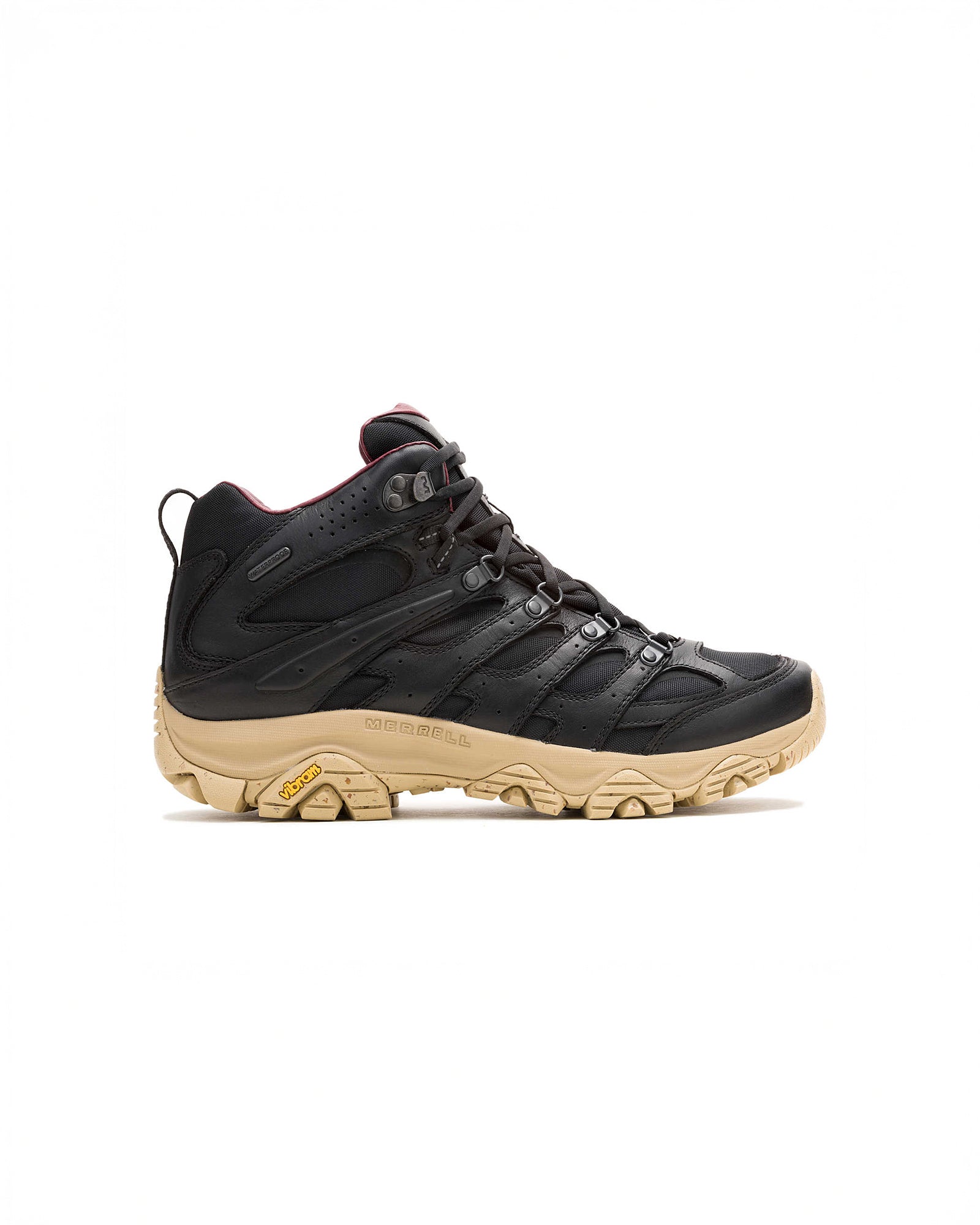 color:black / tan