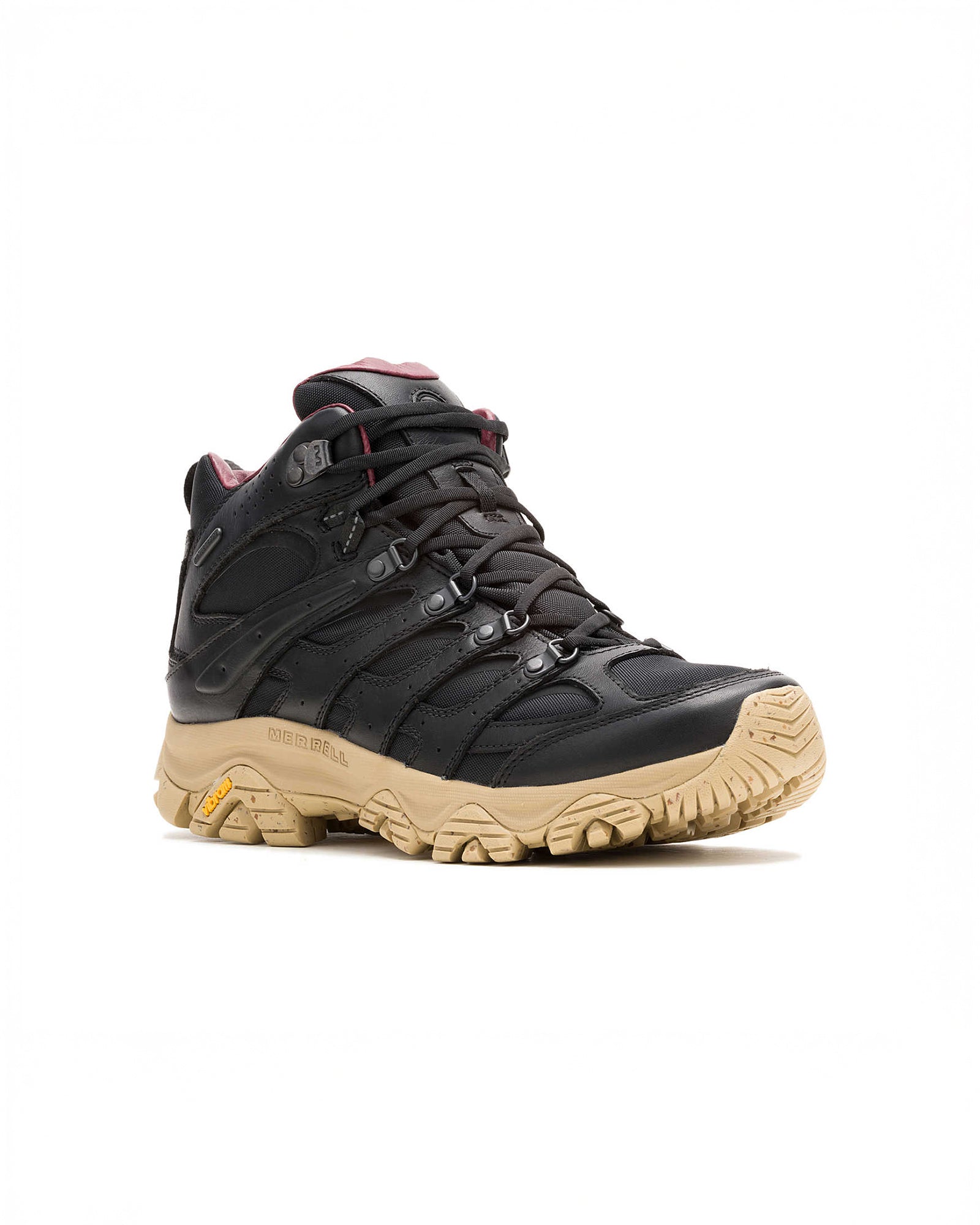 color:black / tan