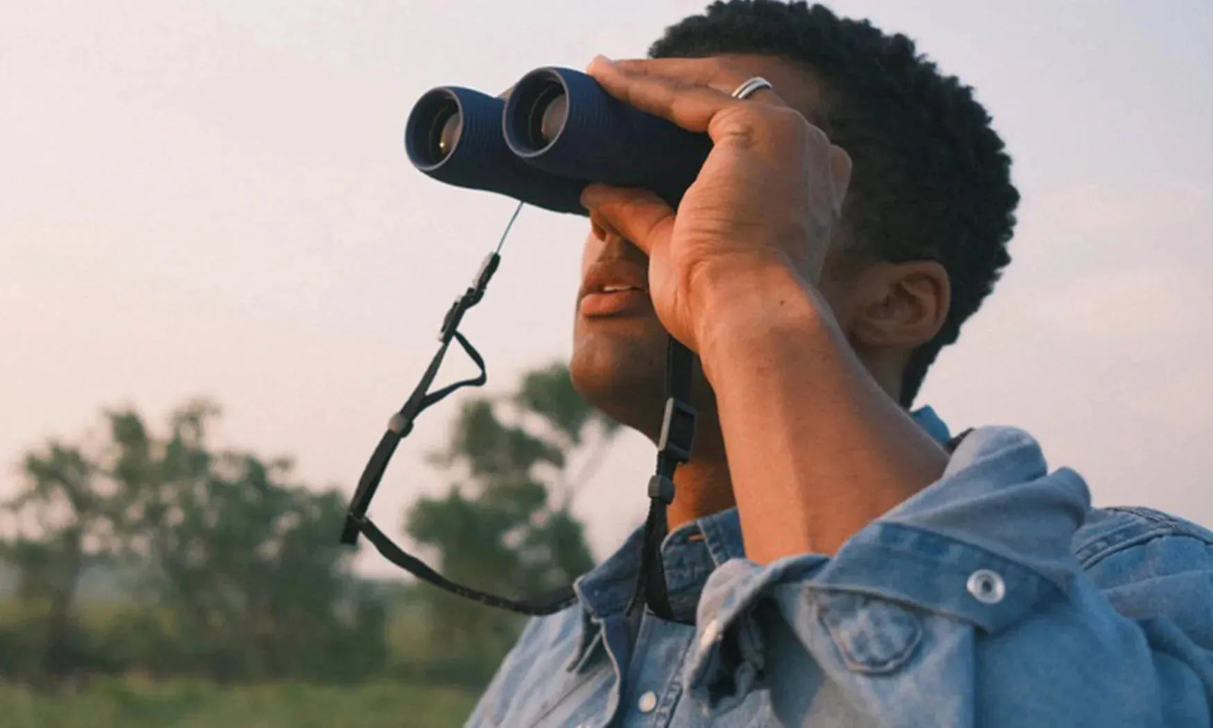Field Issue 10x32 Binoculars