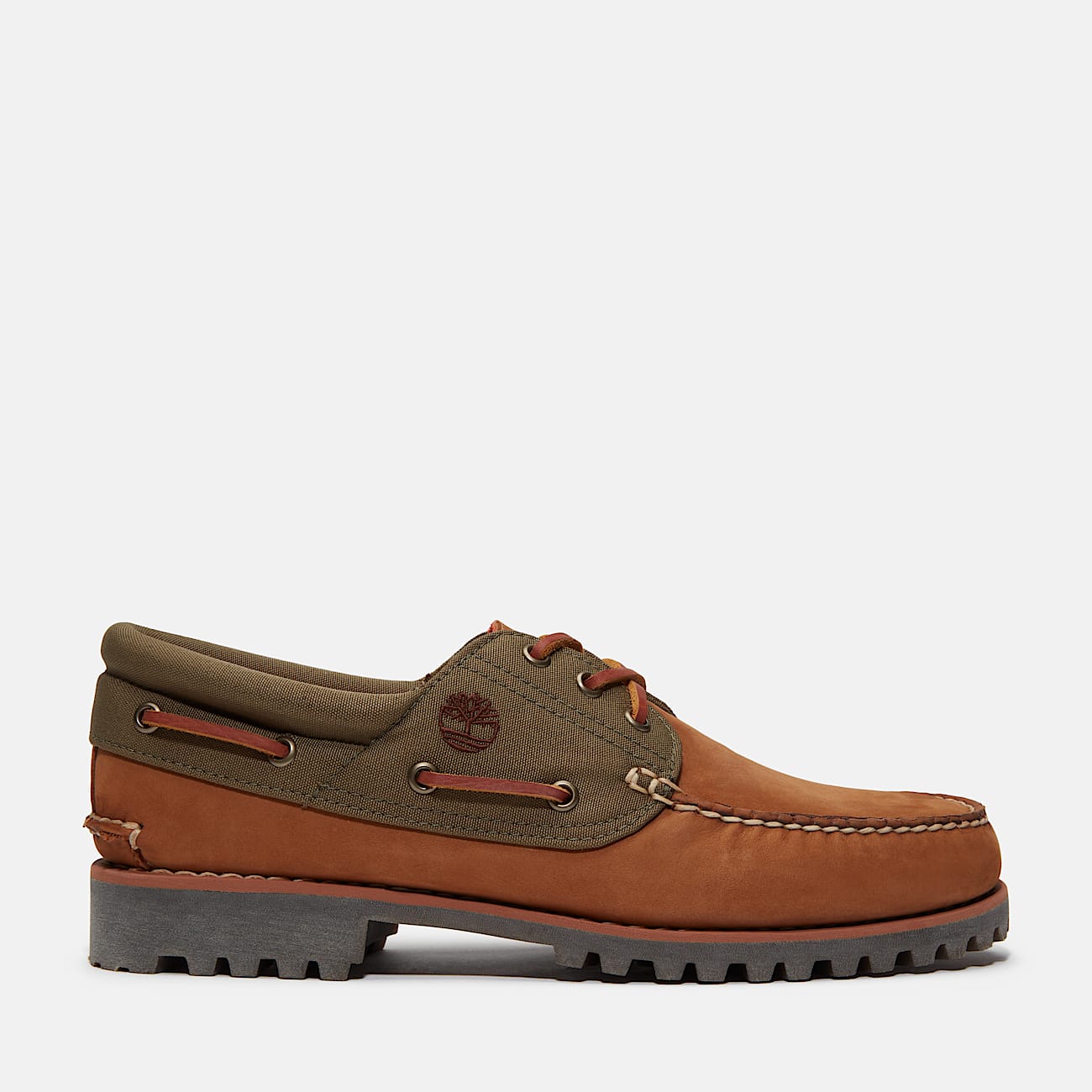 Mens-Timberland-Authentics-3Eye-Boat-Shoe_152bb79a-0fd9-41b2-8e3c-b55e26f8f9fe.jpg