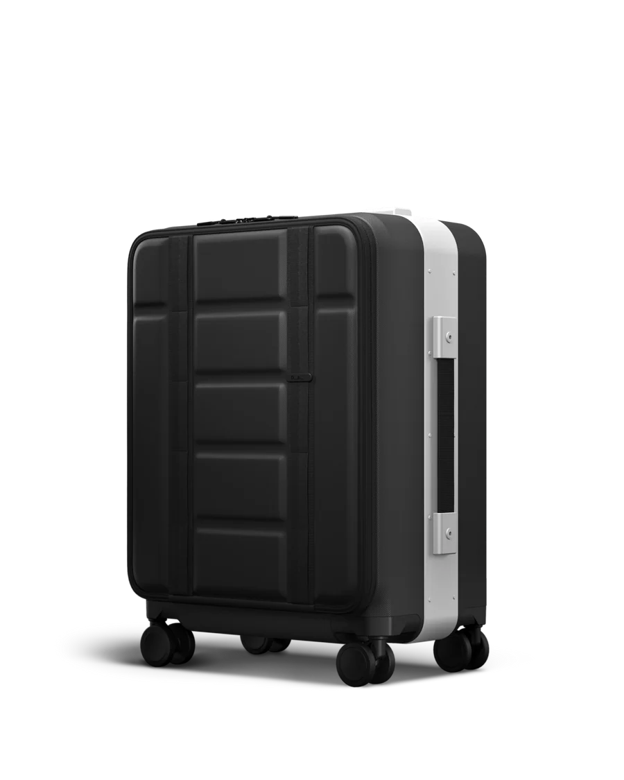 Ramverk Pro Front-access Carry-on