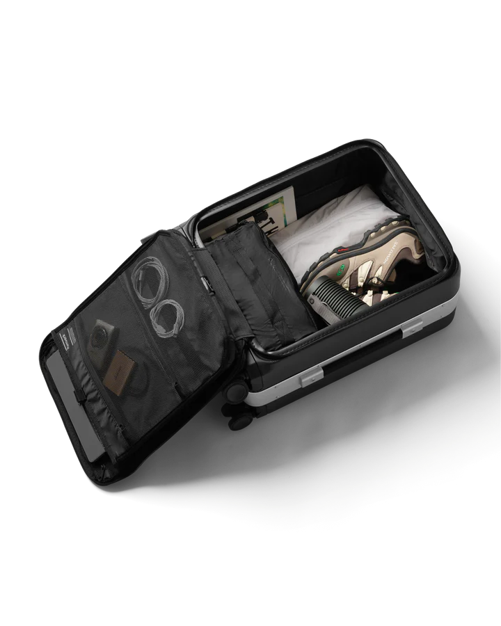 Ramverk Pro Front-access Carry-on