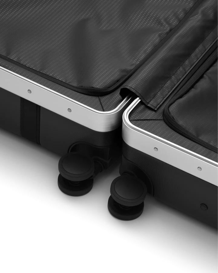 Ramverk Pro Check-In Luggage