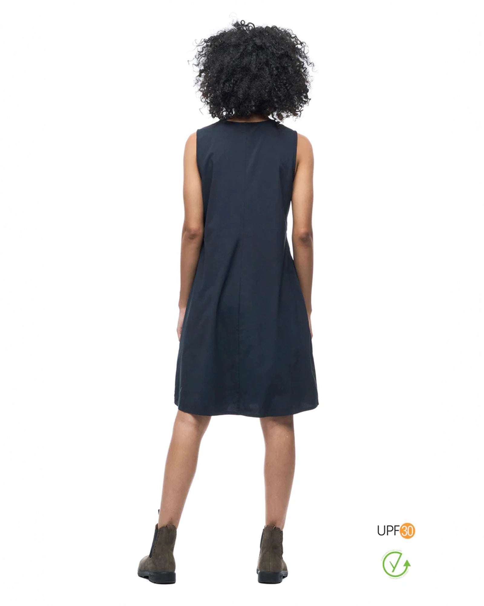 color:black