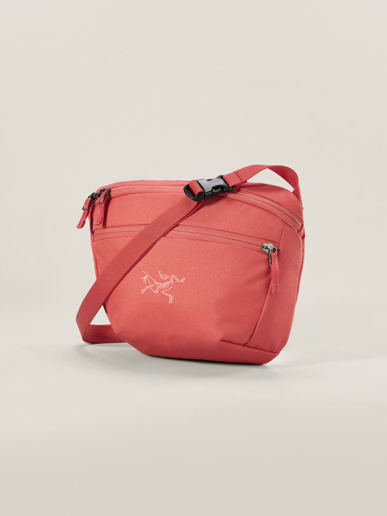 Mantis 2 Waist Pack (Past Season)