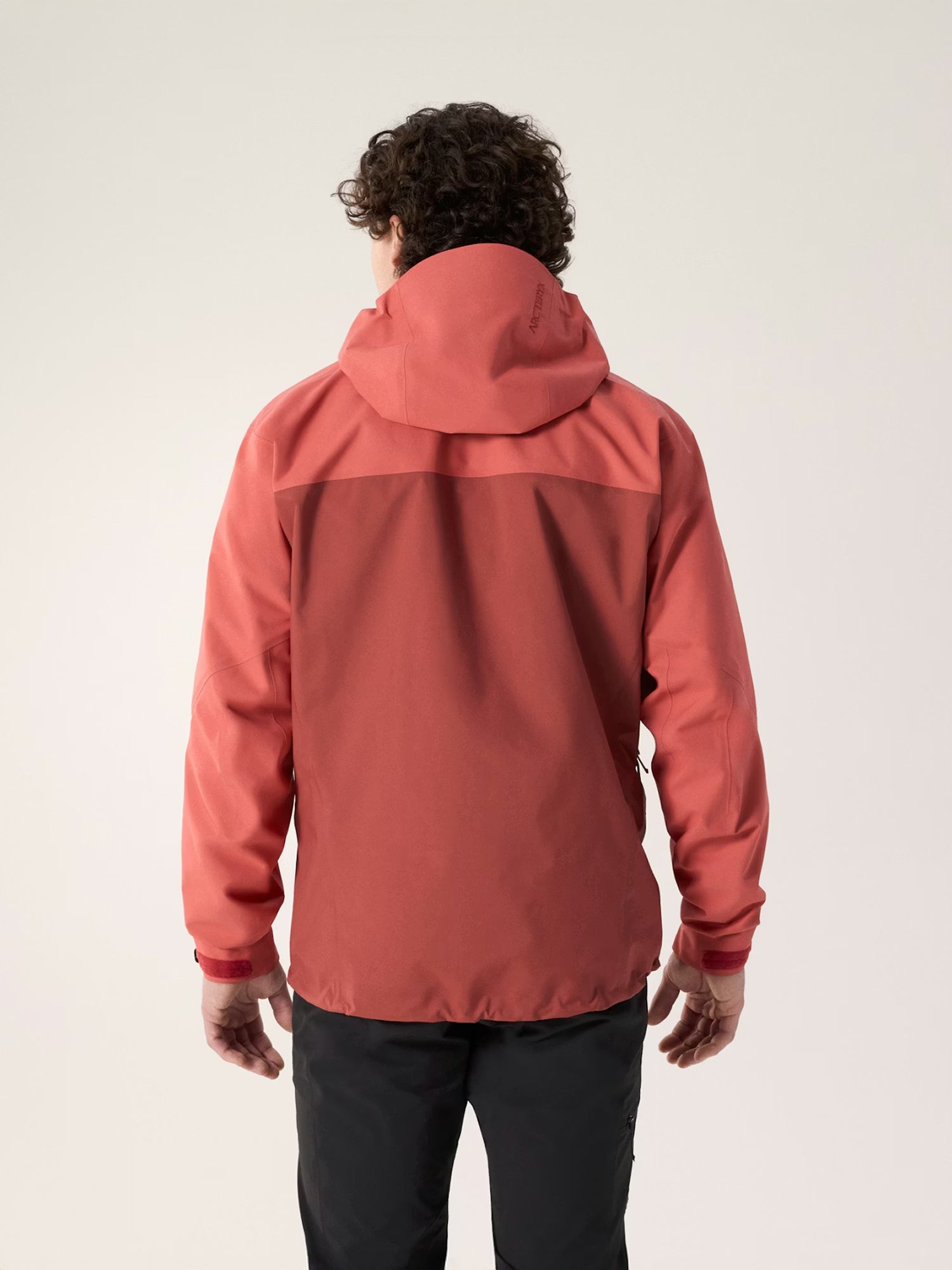 color:stone red / dk stone